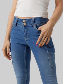 Vero Moda VMCATCH Mid rise Cargo Fit Jeans -Medium Blue Denim - 10289942