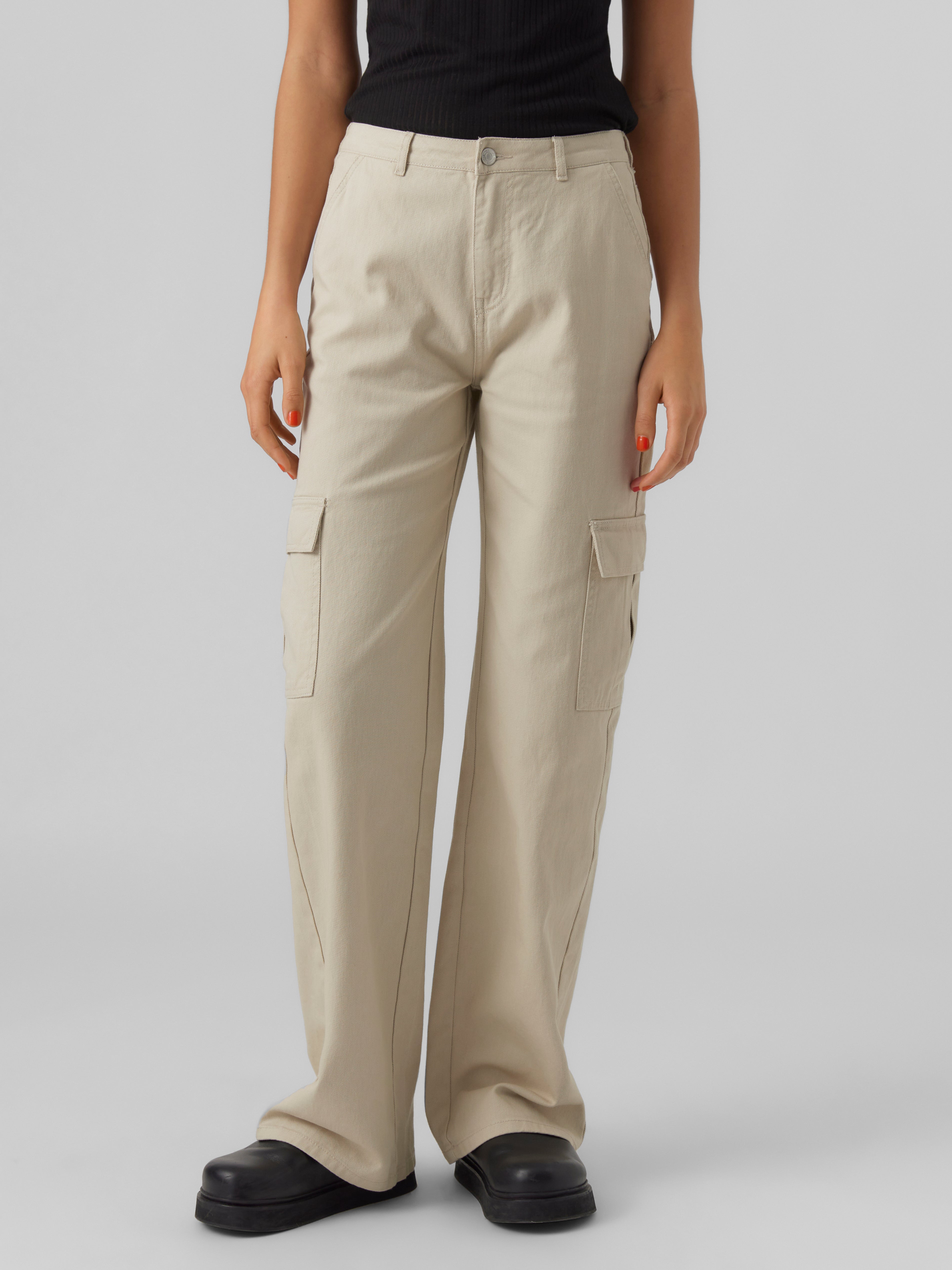 Loose Fit Mid-Rise Jeans