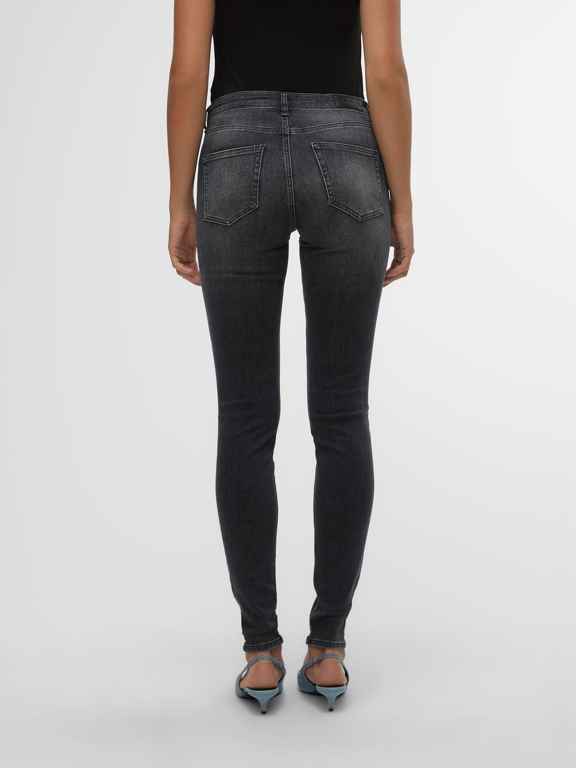 Vero Moda VMLUX Mid Rise Slim Fit Jeans -Black - 10291172