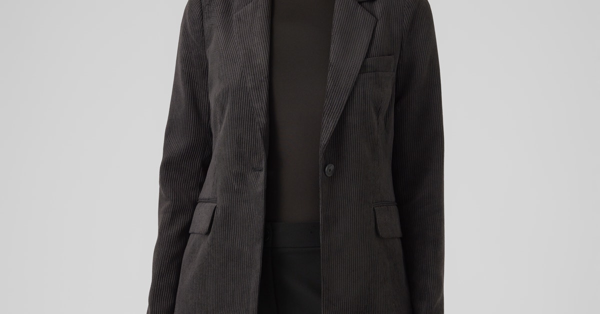 Blazer Noir Issey Miyake Femme Taille L – Classique, Coupe Cintrée Trois Boutons, En Parfait état !