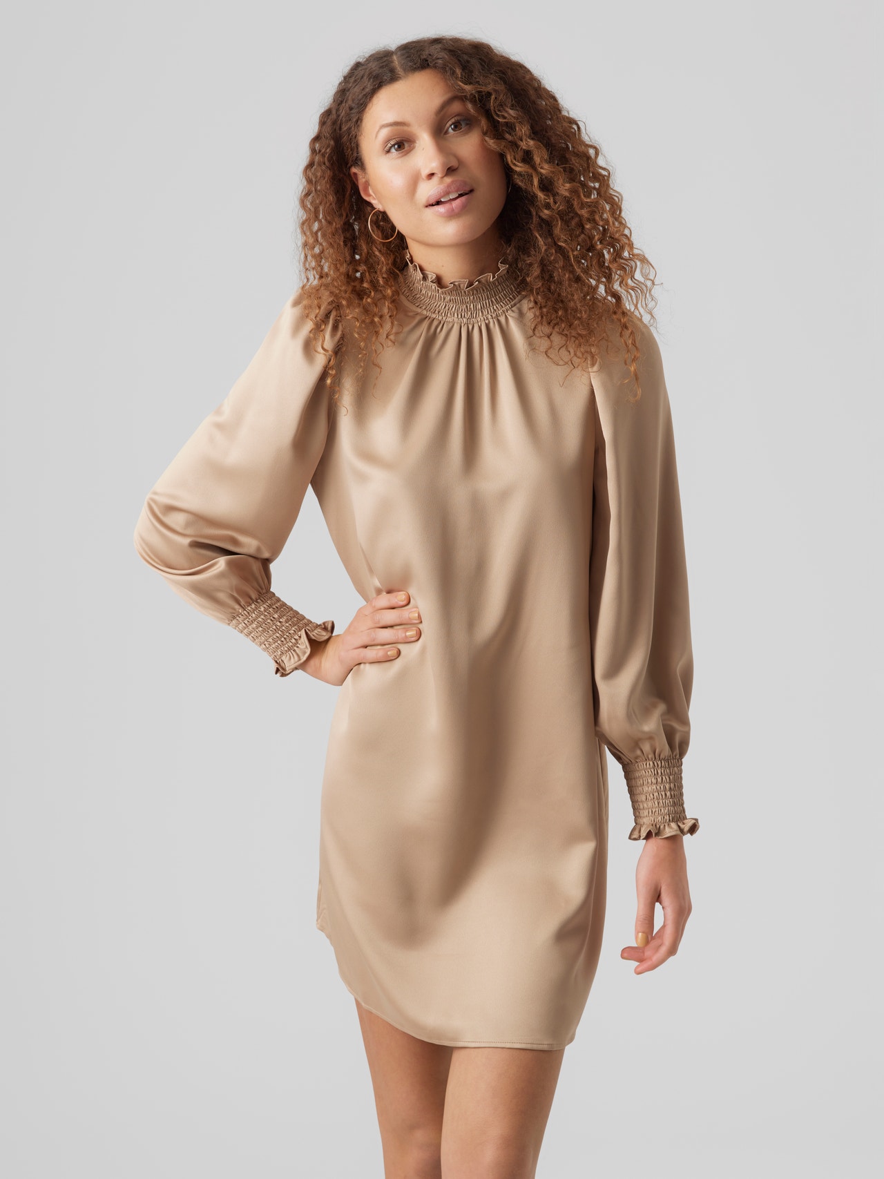 short dress in | Light Brown | Vero Moda®