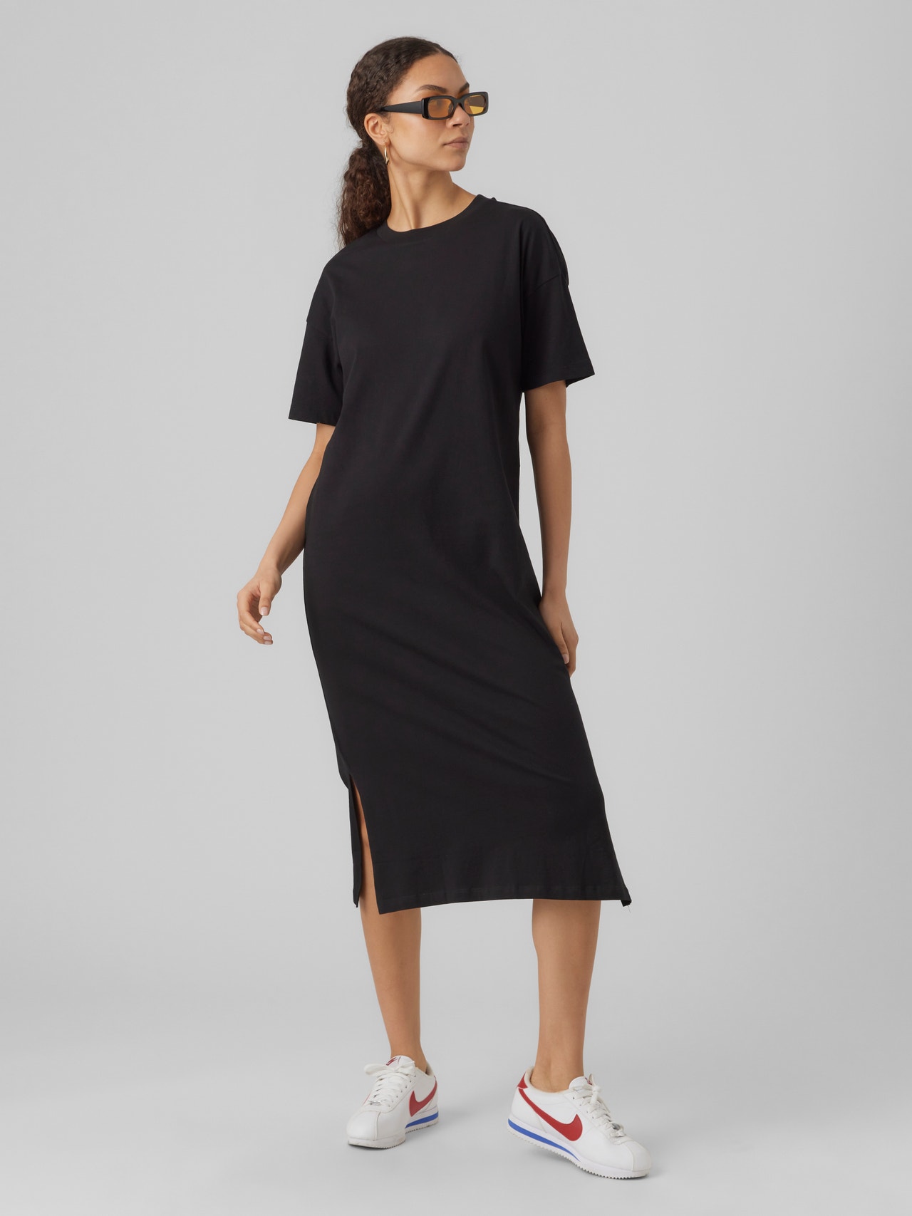 progressiv Squeak Serrated Regular fit O-hals Lang kjole | Sort | Vero Moda®