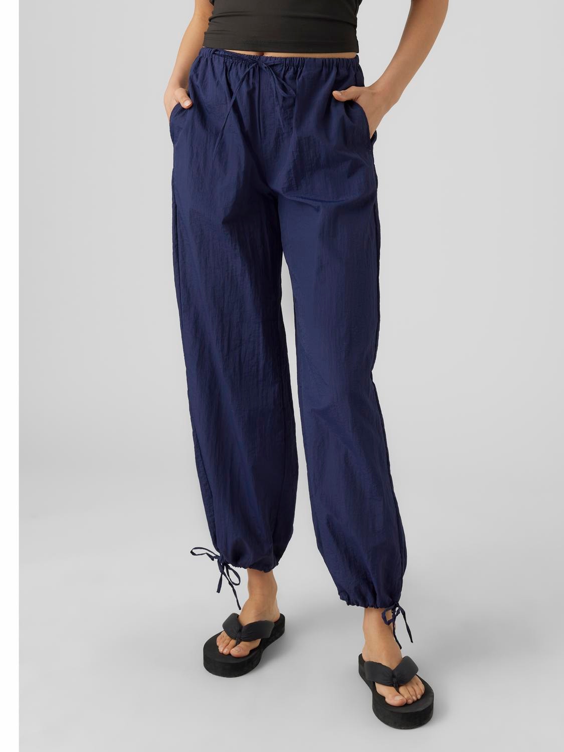 Vero Moda VMSADIECAT Taille moyenne Pantalons de survêtement -Peacoat - 10293508