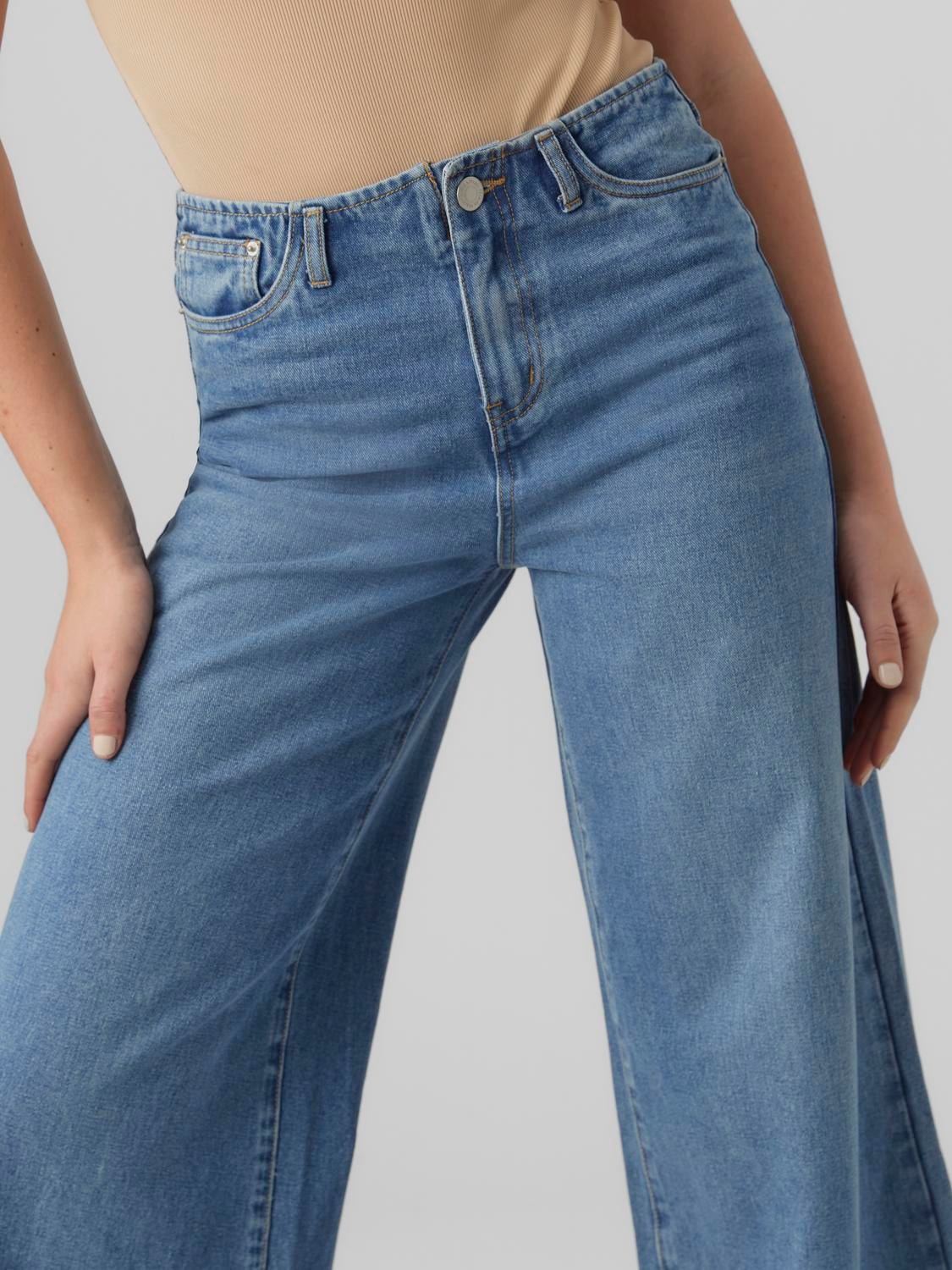 Vero Moda VMANNET Mid Rise Jeans -Medium Blue Denim - 10294178
