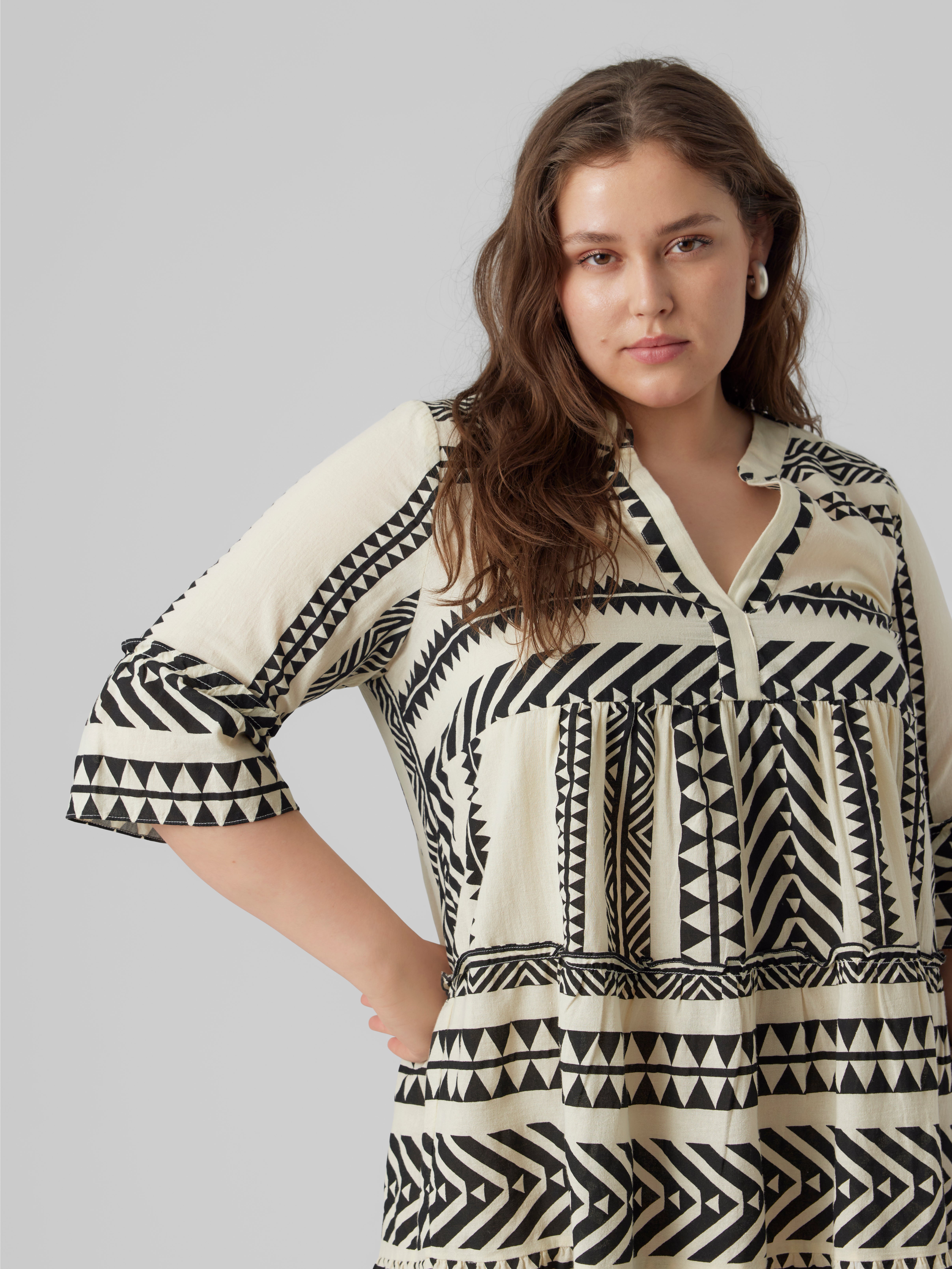 Vero moda VMDICTHE 3/4 TUNIC WVN GA NOOS 10225127 zwart/wit kopen bij The Stone