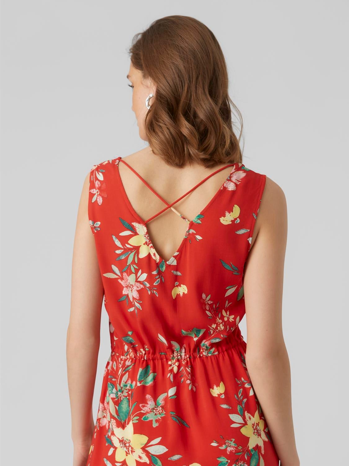 Vero moda robe rouge hot sale