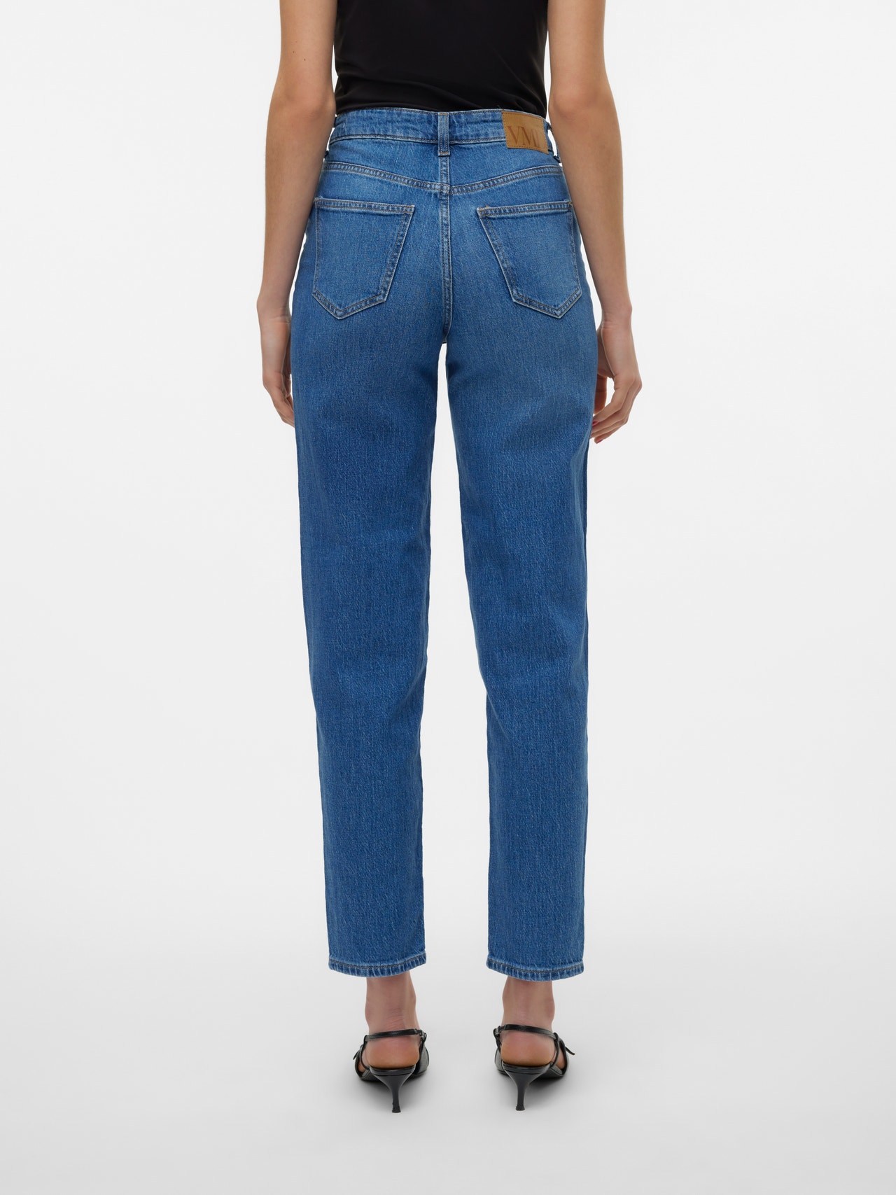 Vero Moda VMTESSA Mom Fit Jeans -Medium Blue Denim - 10297655