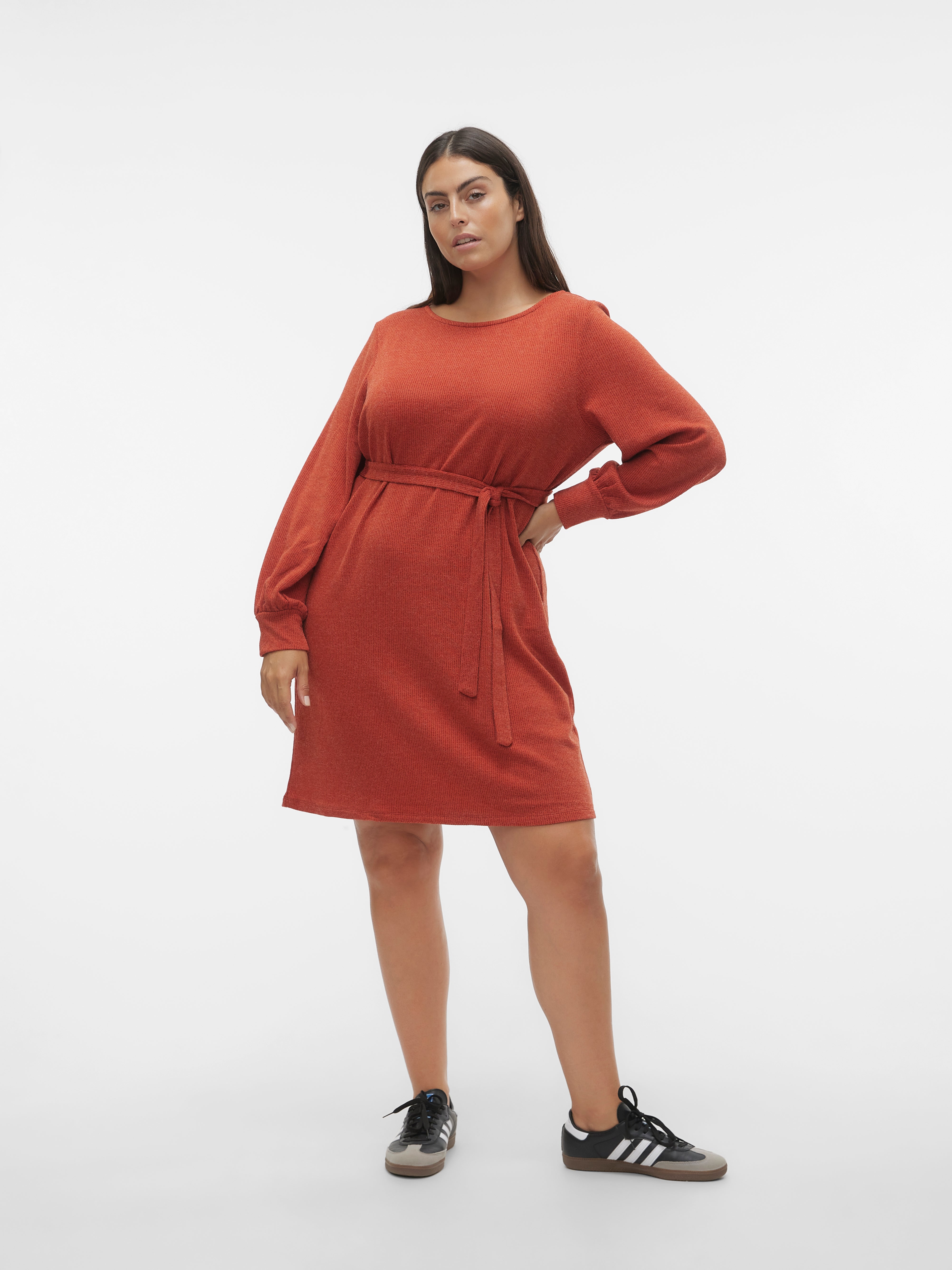 Robe rouge vero moda hot sale