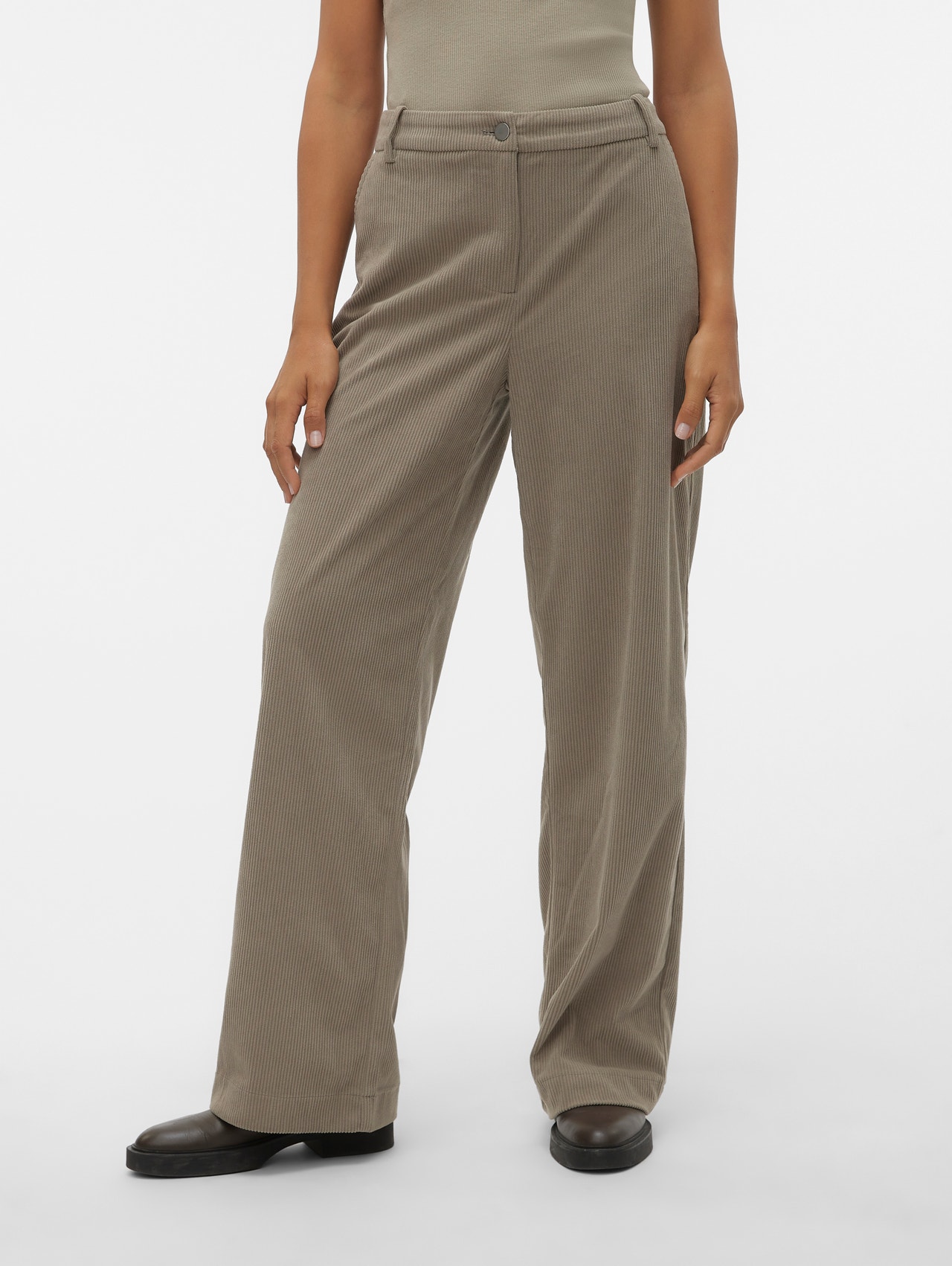 Vero Moda VMMATHILDE Talle medio Pantalones -Laurel Oak - 10299541
