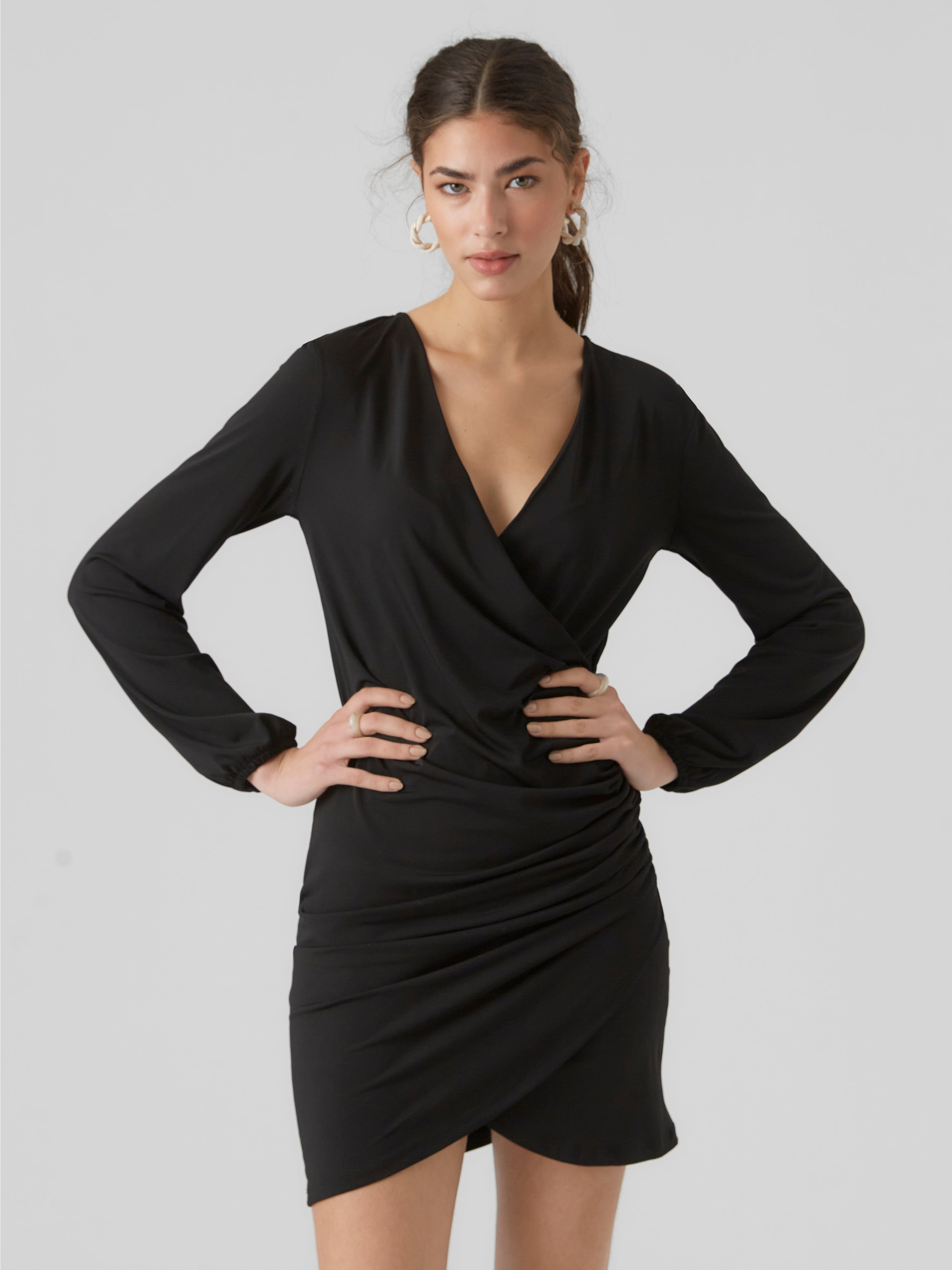 Vero Moda ONE SHOULDER DRESS - Cocktail dress / Party dress - black w. gold  foil dots/black - Zalando.ie