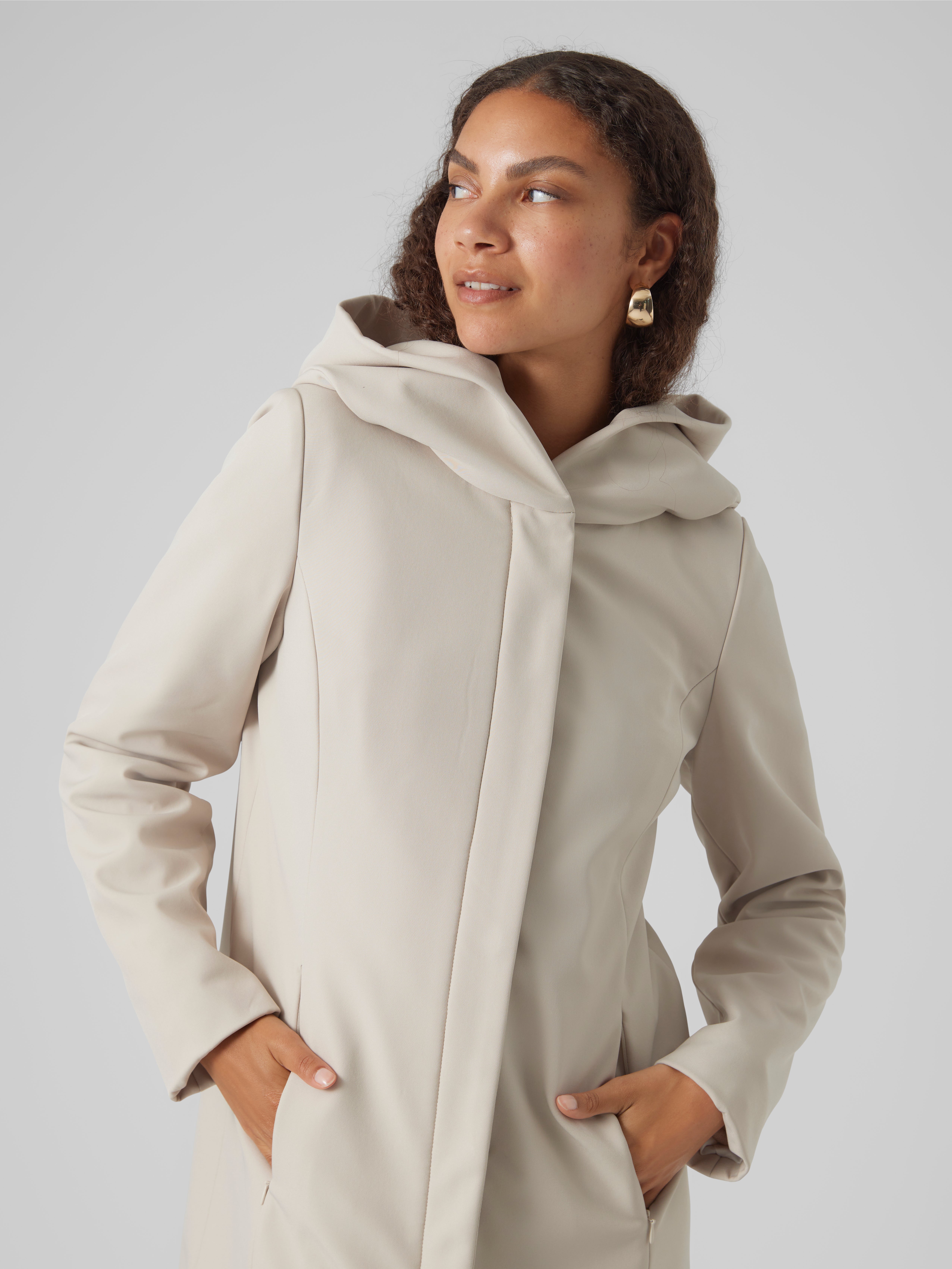 VMSOFTSHELLDONA Jacket | Light Grey | Vero Moda®