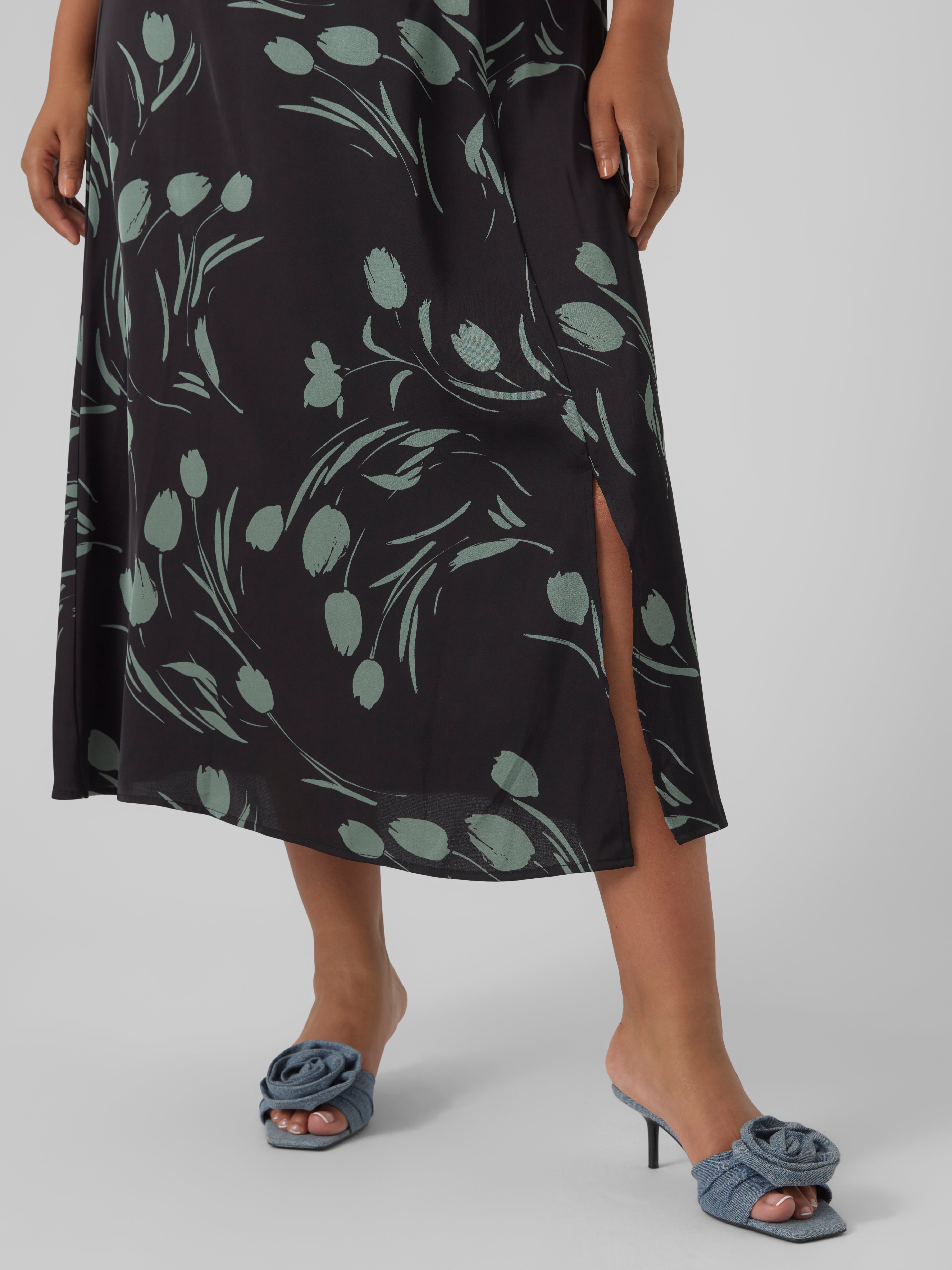 Midi skirt over outlet 50