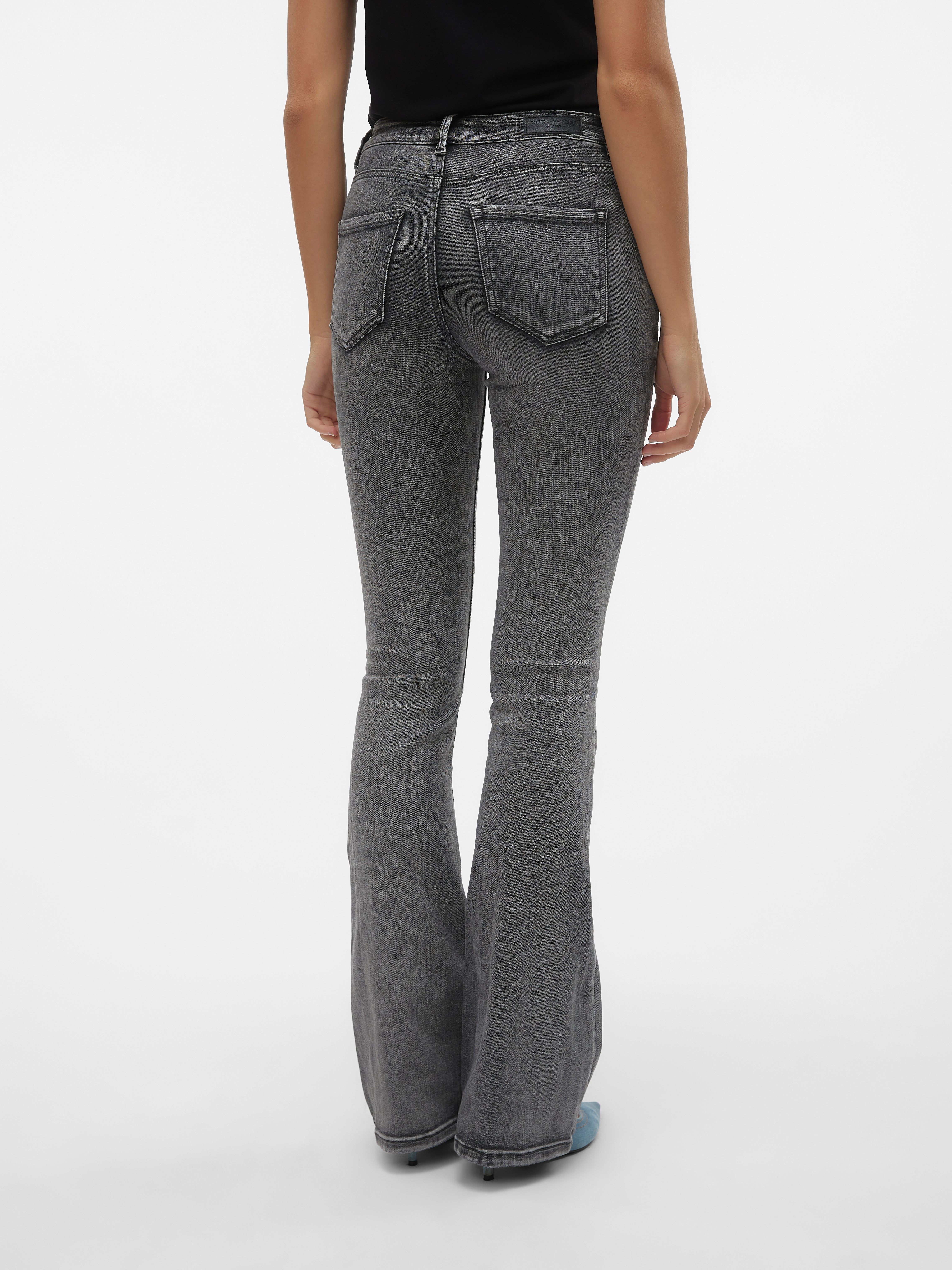 VMFLASH Mid Rise Ausgestellt Jeans | Mittelgrau | Vero Moda®