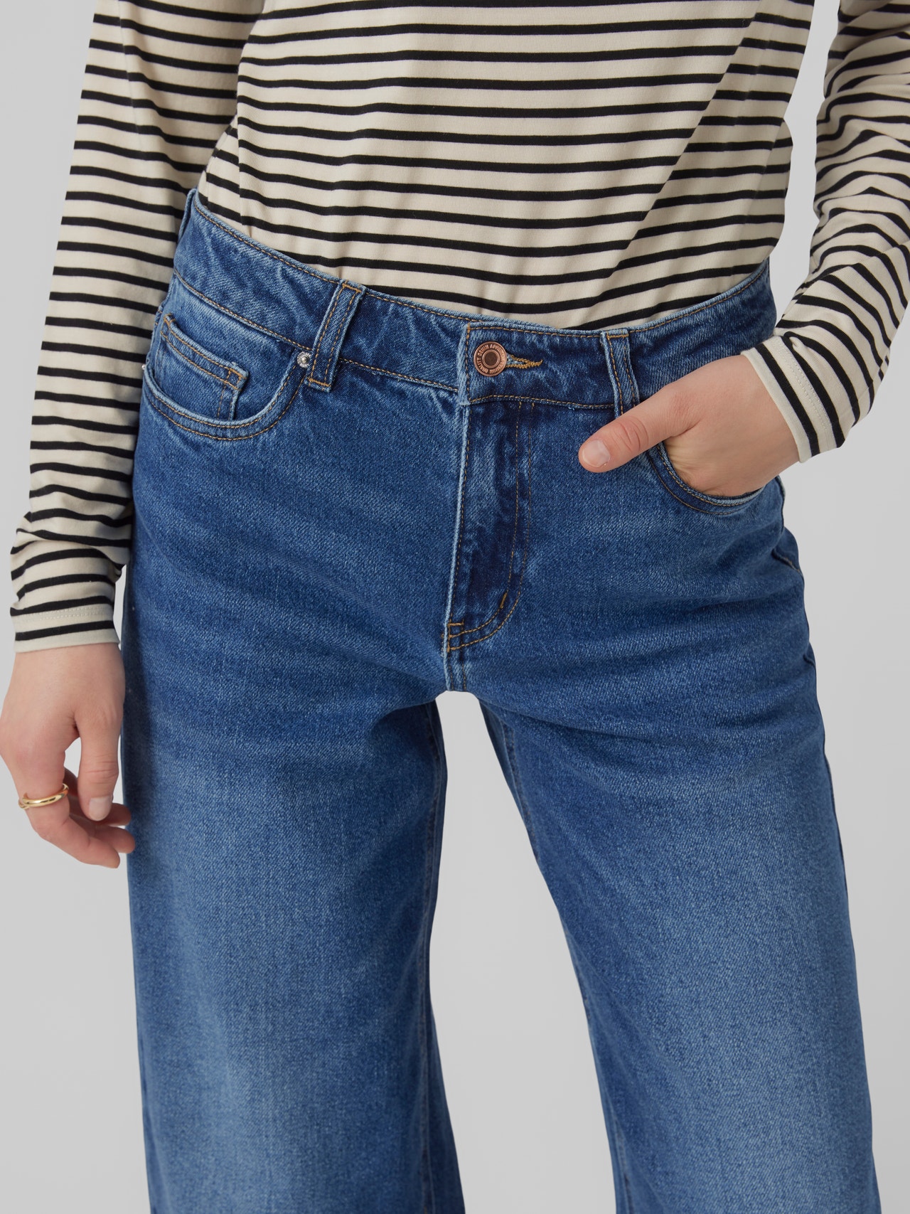 Vero Moda VMFAITH Låg midja Vid passform Jeans -Medium Blue Denim - 10303300