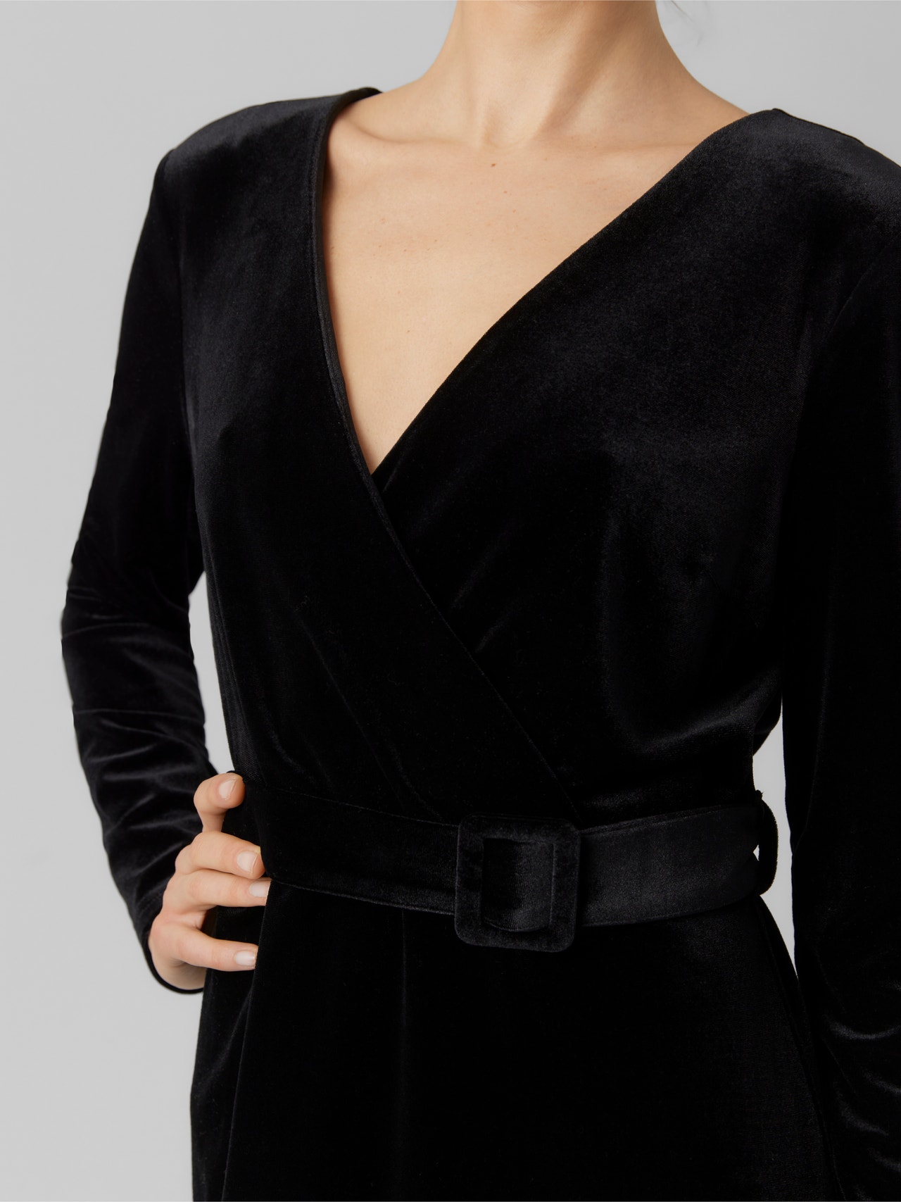 Vero Moda VMCARLY Lang kjole -Black - 10303359