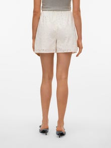 Vero Moda VMHAY Shorts -Snow White - 10303613