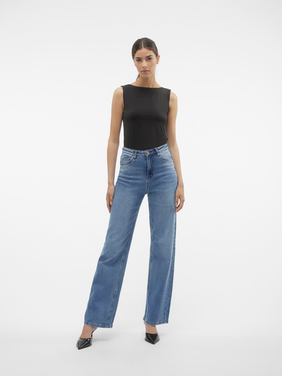 VMTESSA High rise Wide Fit Jeans | Medium Blue | Vero Moda®