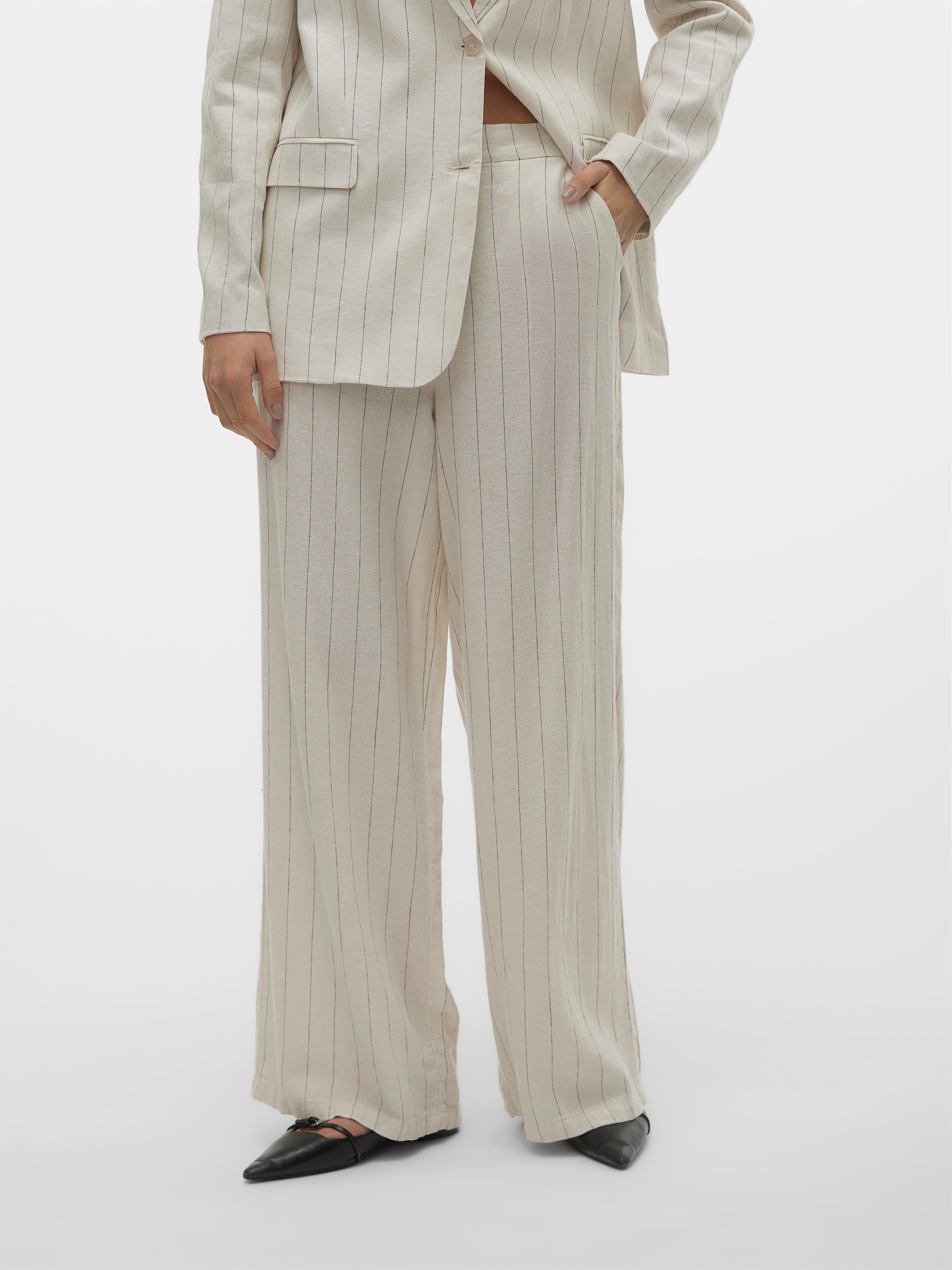 30% Rabatt auf VMMINDY Mittlere Taille Hose | Vero Moda®