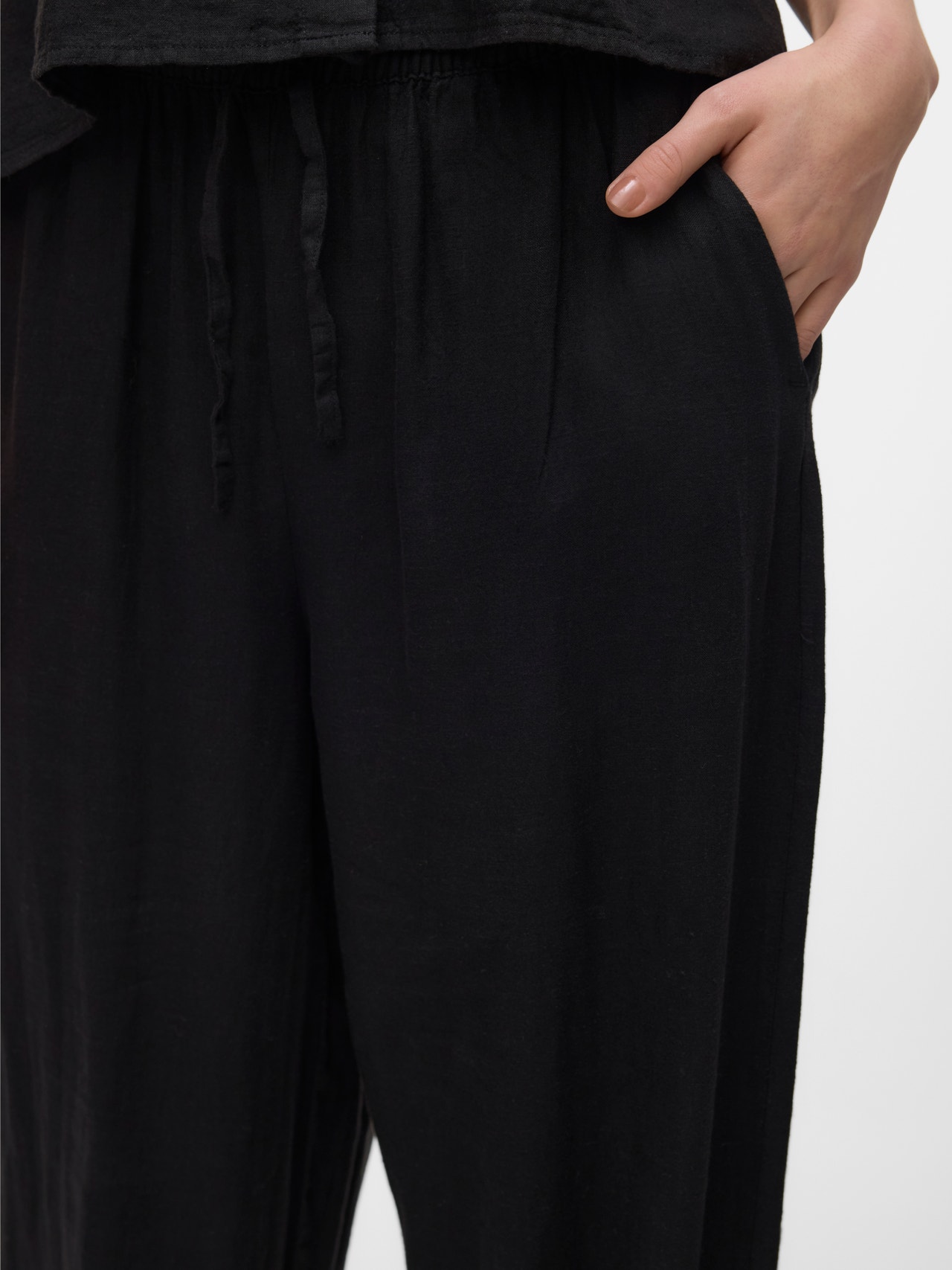 Vero Moda VMLINN Trousers -Black - 10305091