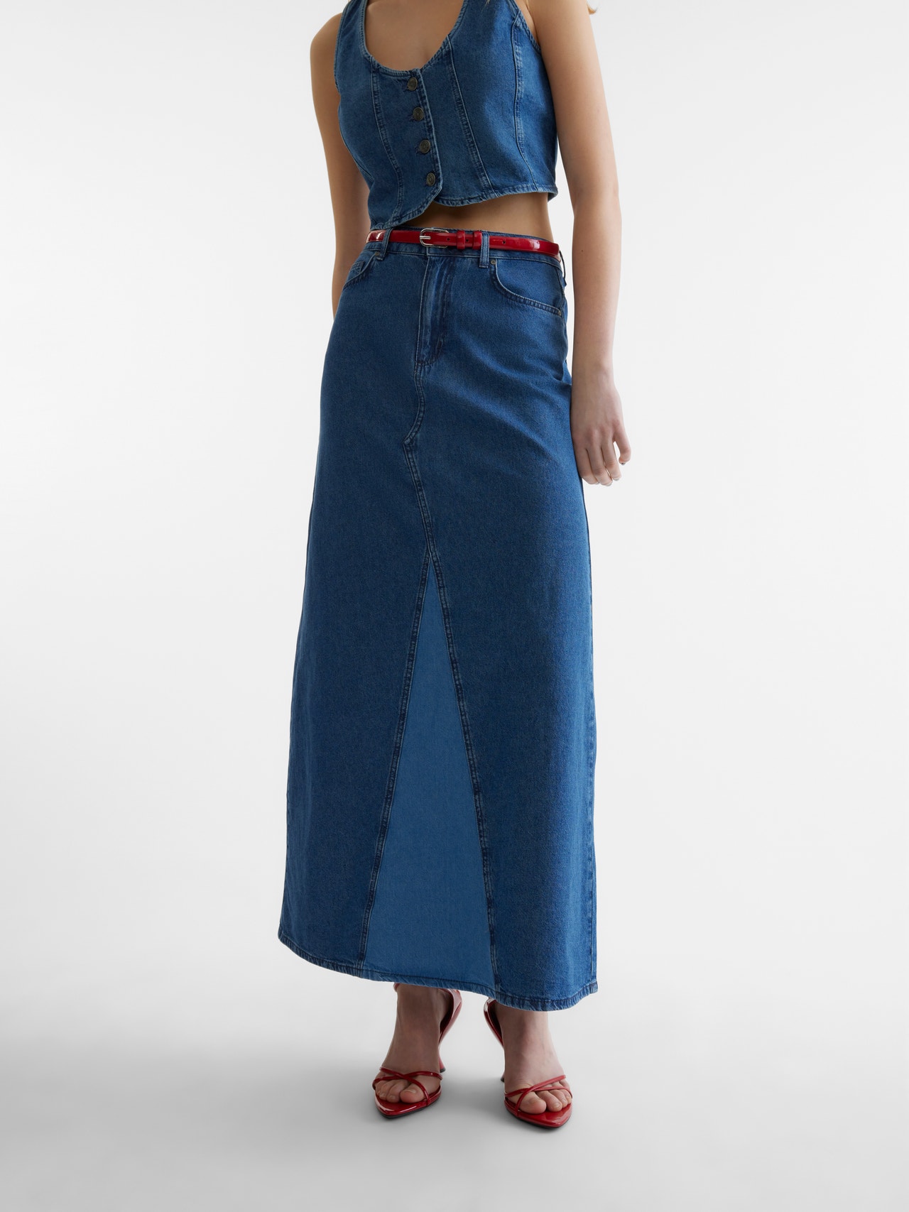Vero Moda SOMETHINGNEW X THE ATELIER Długa spódnica -Medium Blue Denim - 10306997