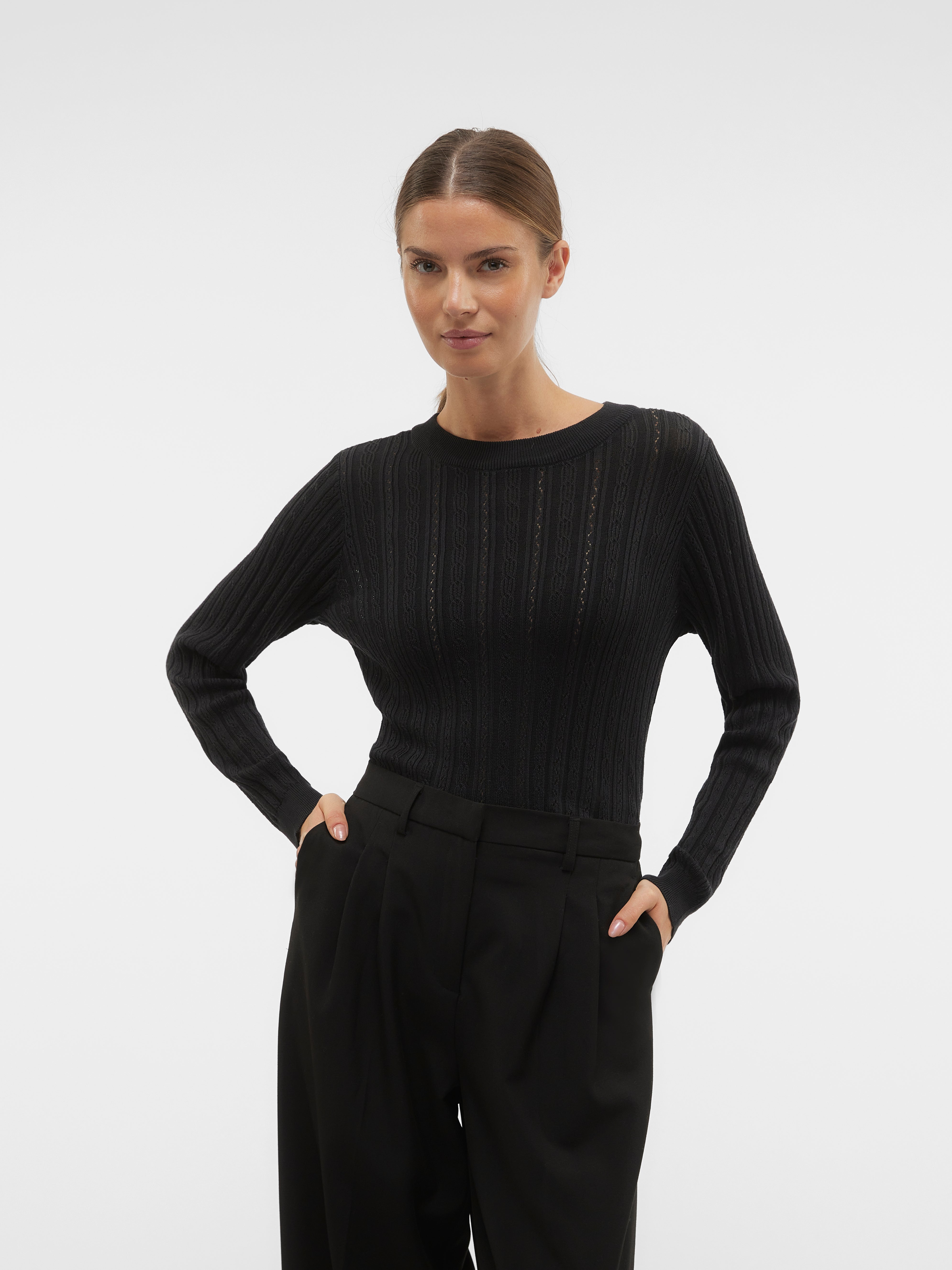 Round Neck Pullover | Black | Vero Moda®