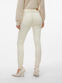 Vero Moda VMFLASH Normaali vyötärö Skinny fit Farkut -Ecru - 10307571