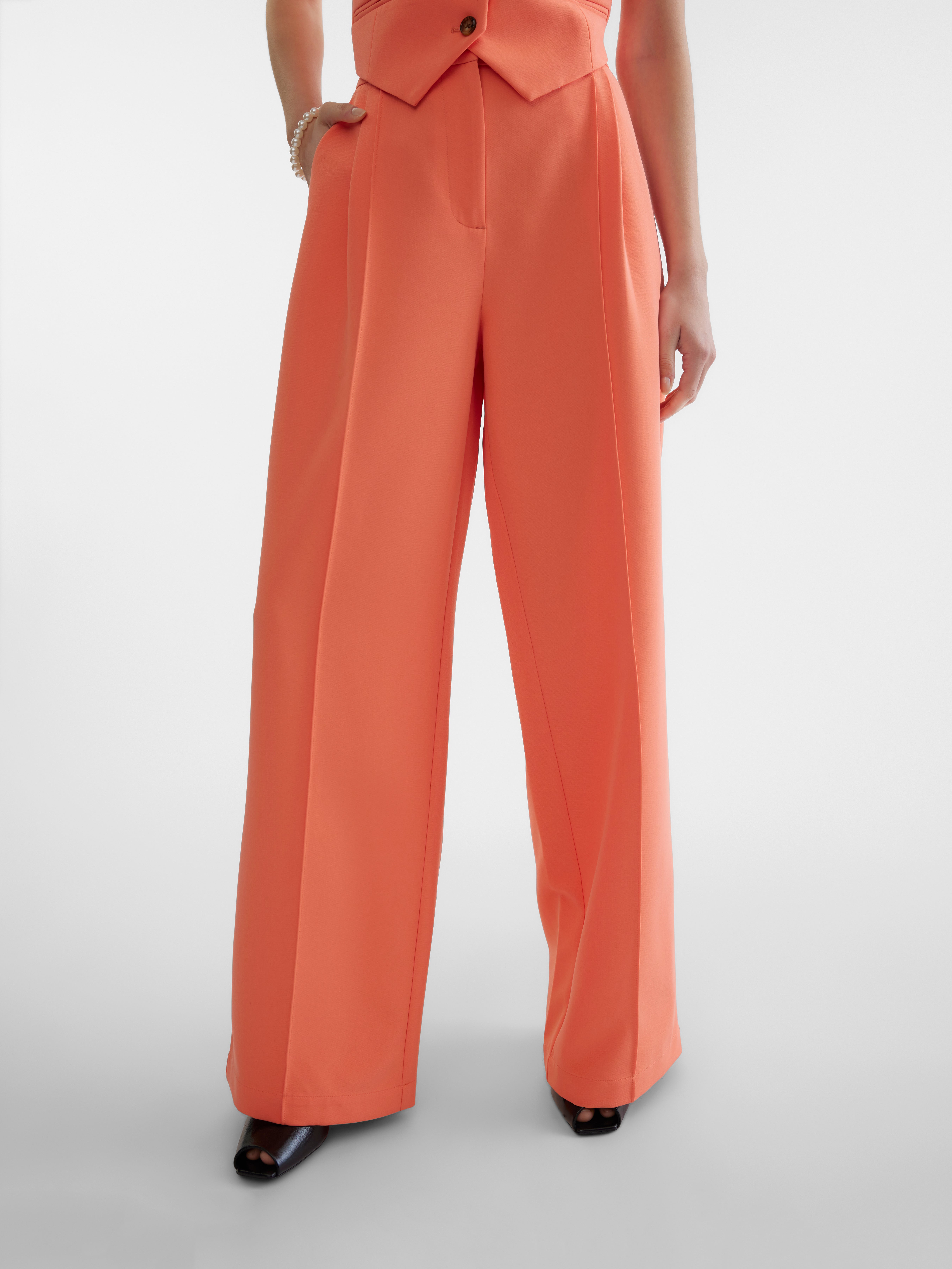 Vero Moda Curve Straight-leg pants for Women | Online Sale up to 40% off |  Lyst