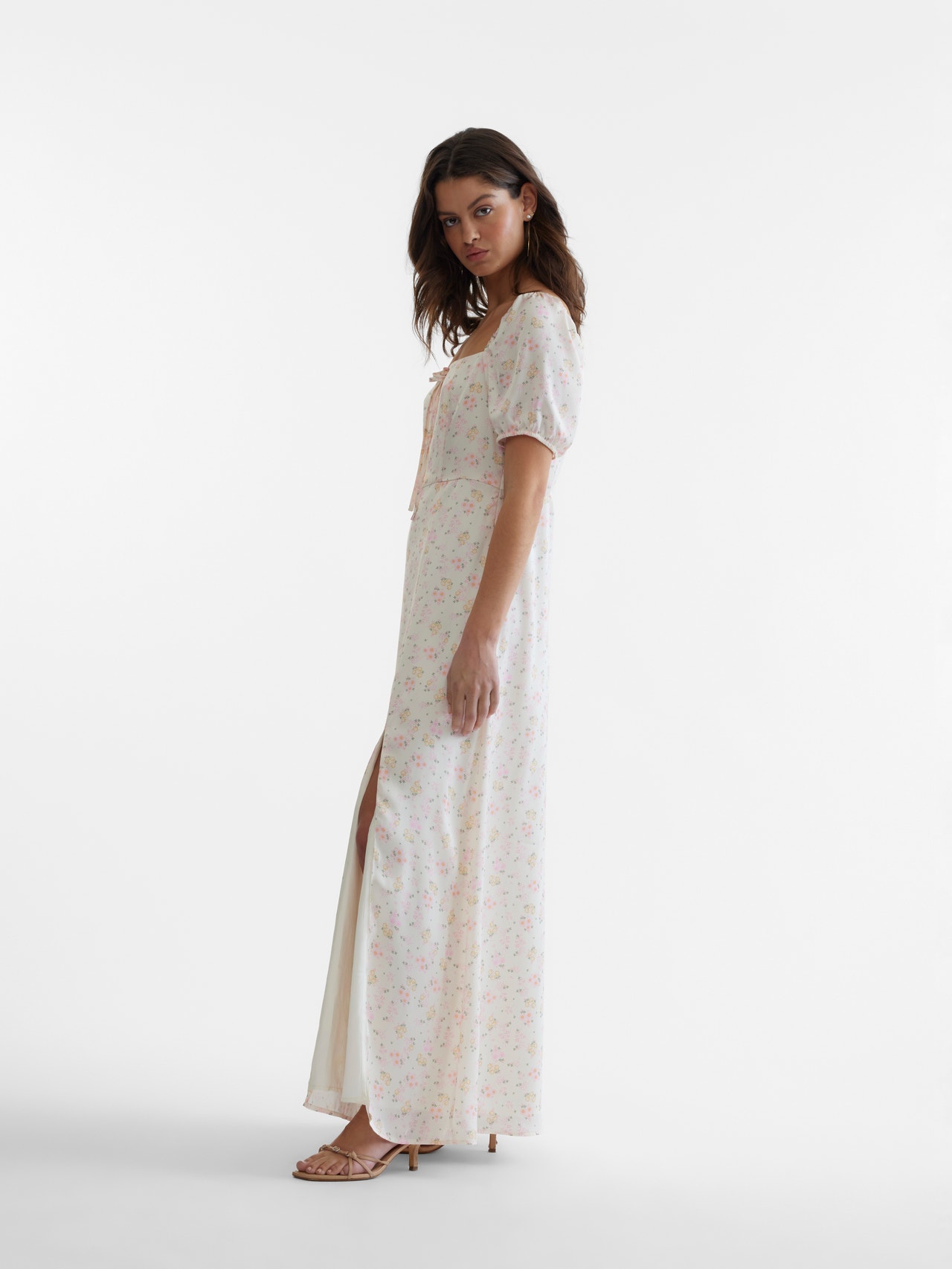 Vero Moda SOMETHINGNEW Styled by; Claudia Bhimra Lang kjole -White Swan - 10307898
