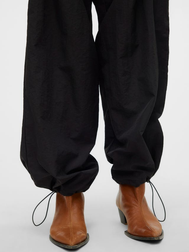 Vero Moda SOMETHINGNEW x SANDRA LAMBECK Trousers - 10308120