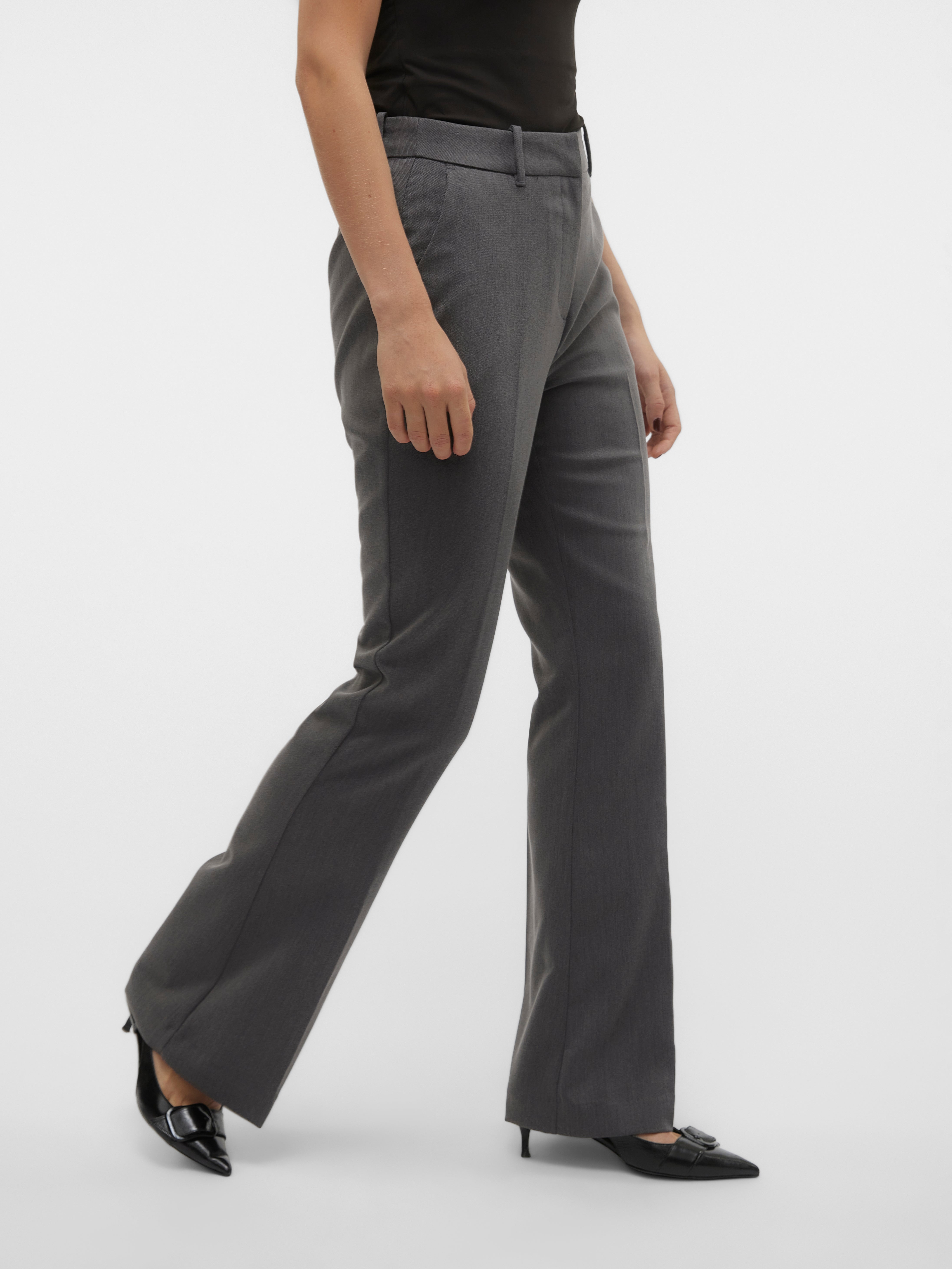 VMBEATE High rise Trousers with 45% discount! | Vero Moda®