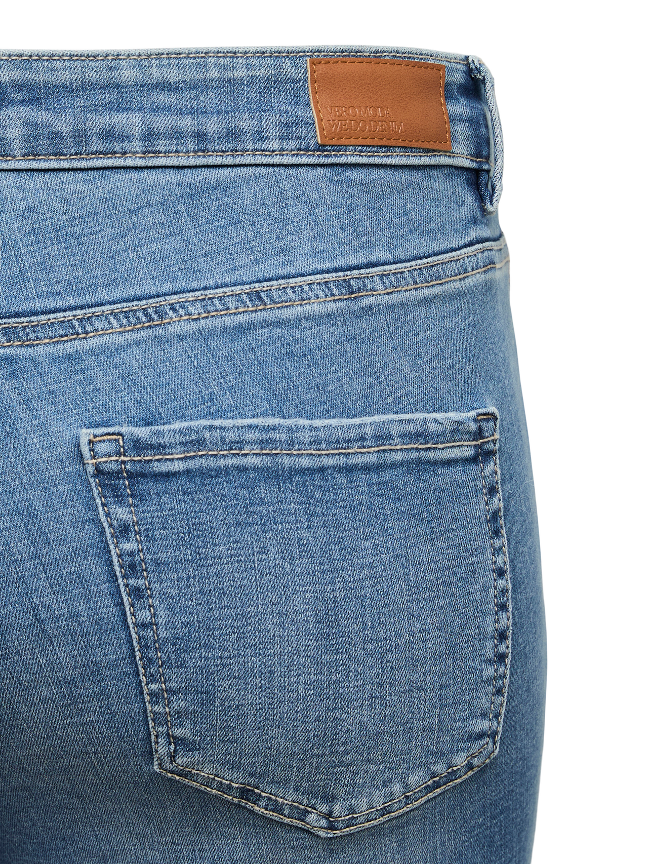 VERO MODA Jeans Donna Kick Flared Fit, Vita Media, Aderente Al Ginocchio E Svasato, Lunghezza Alla Caviglia