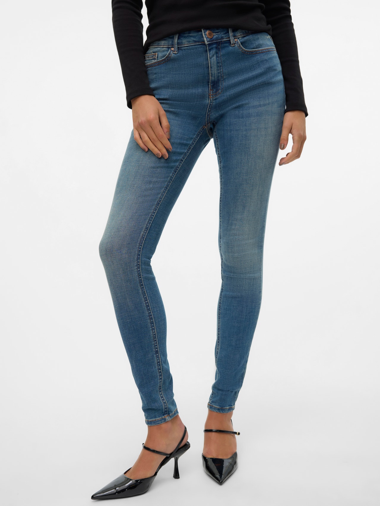 VMFLASH Mid rise Skinny Fit Jeans | Medium Blue | Vero Moda®