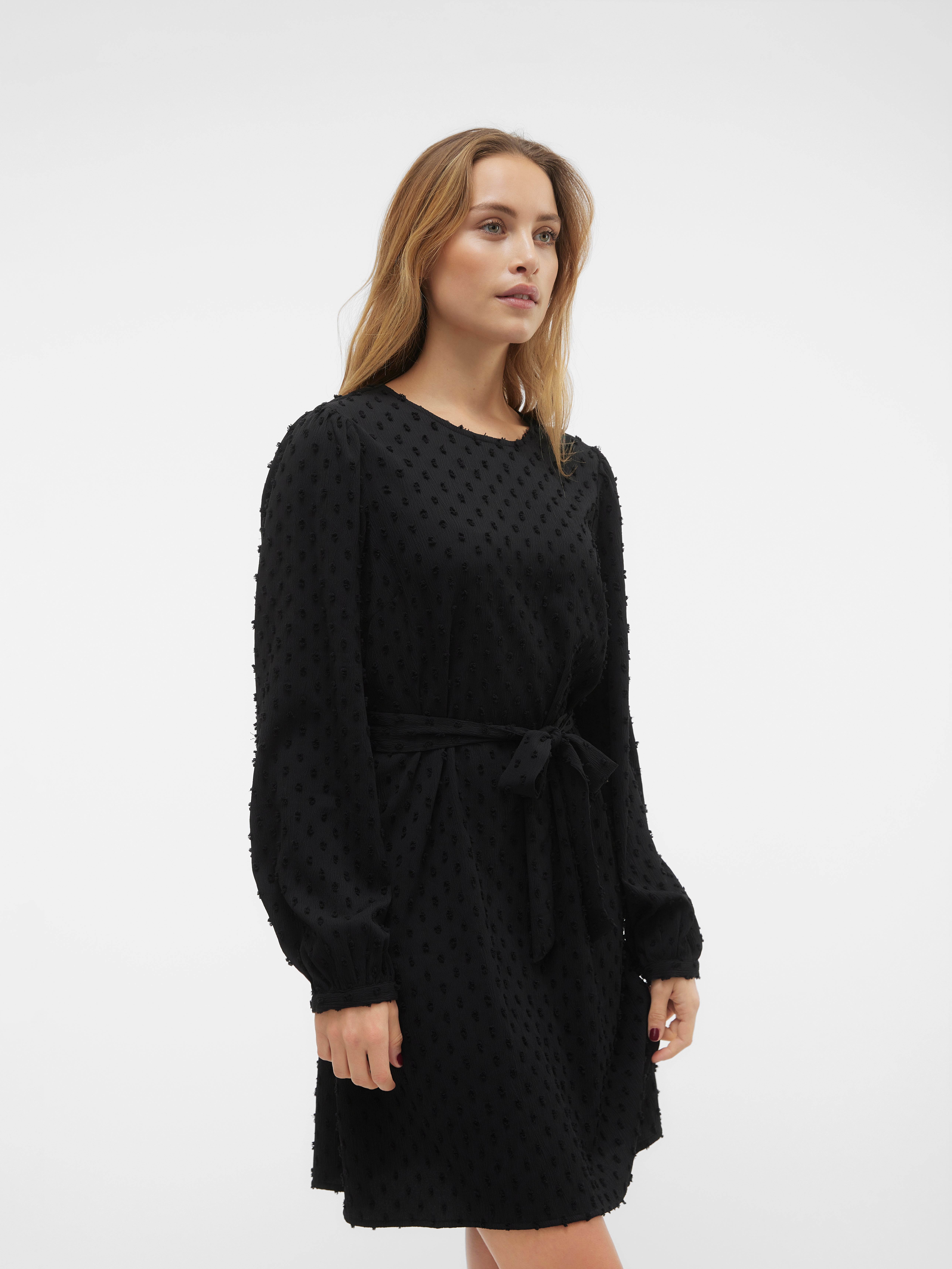 Vero moda 2024 robe noire