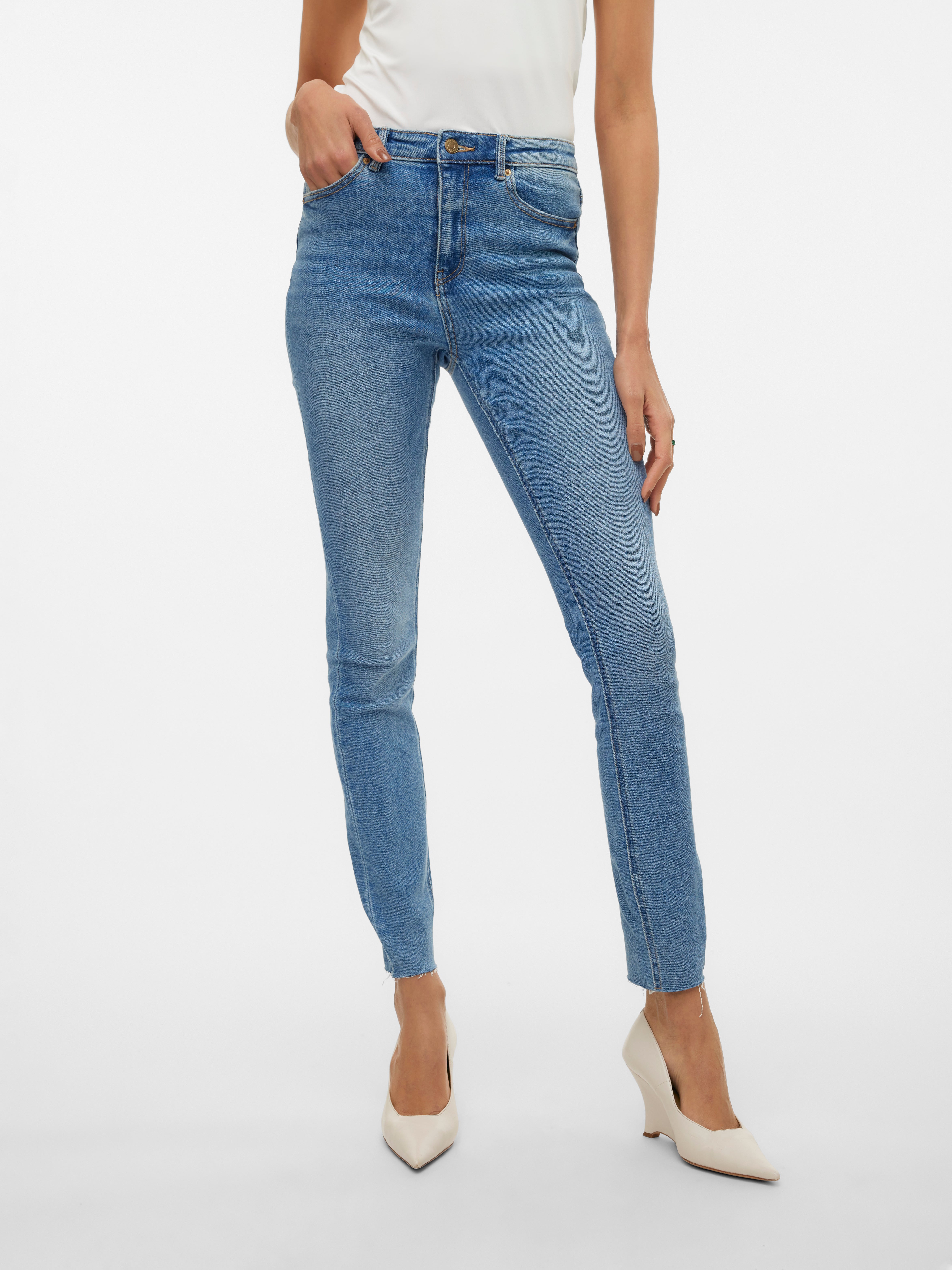 TRENDYOL Damen Jeans – Hohe Taille, Slim Fit, 99 % Baumwolle Mit Stretch