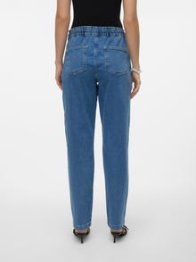 Vero Moda VMCALLIE Krój loose carrot Jeans -Medium Blue Denim - 10315959