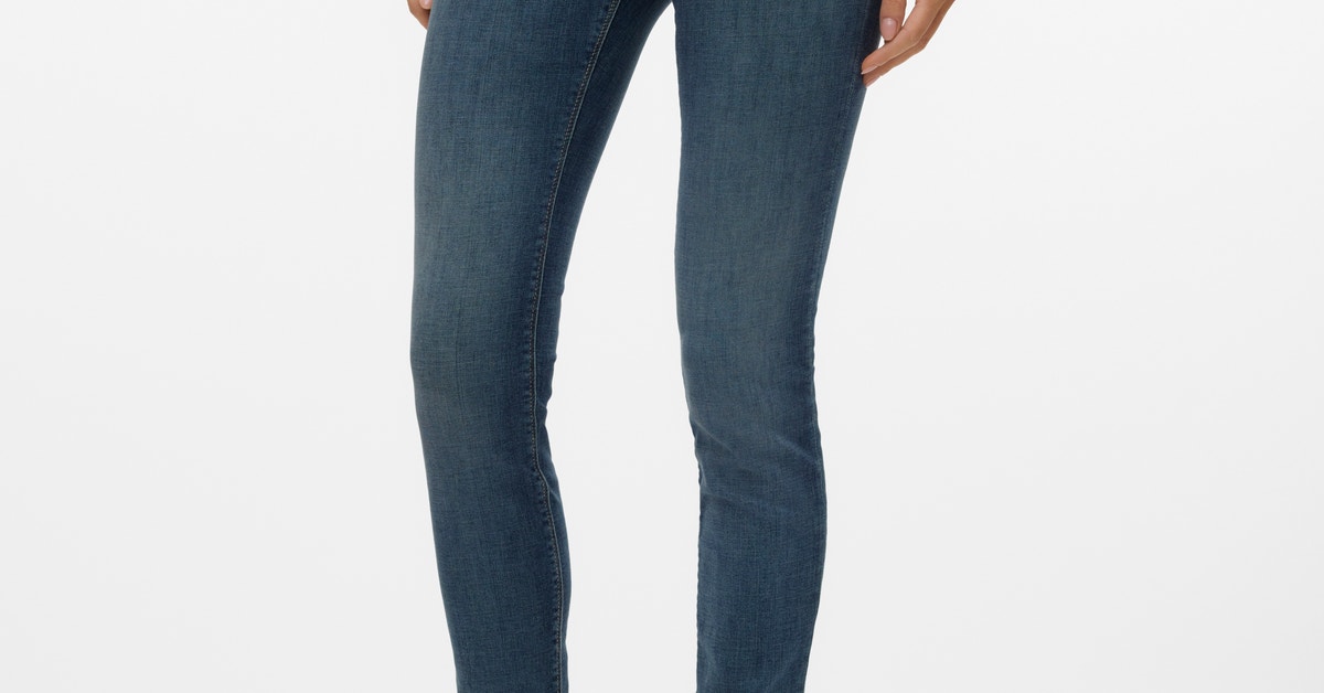 Vero Moda VMLUX MID RISE - Vaqueros Slim Fit - Medium Blue Denim/blue Denim
