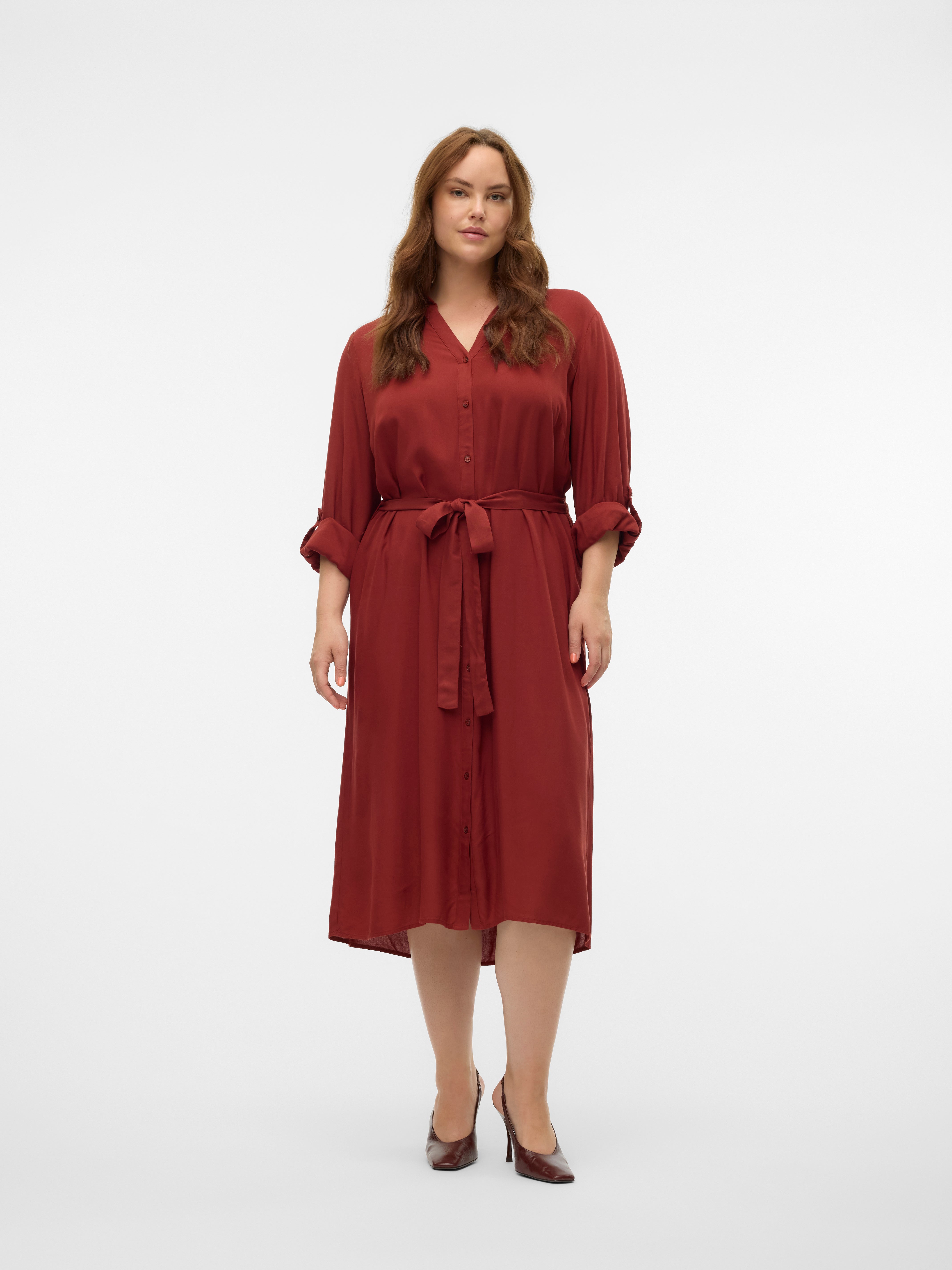 Plus size midi dresses | Shop Knee Length Dresses | VERO MODA CURVE