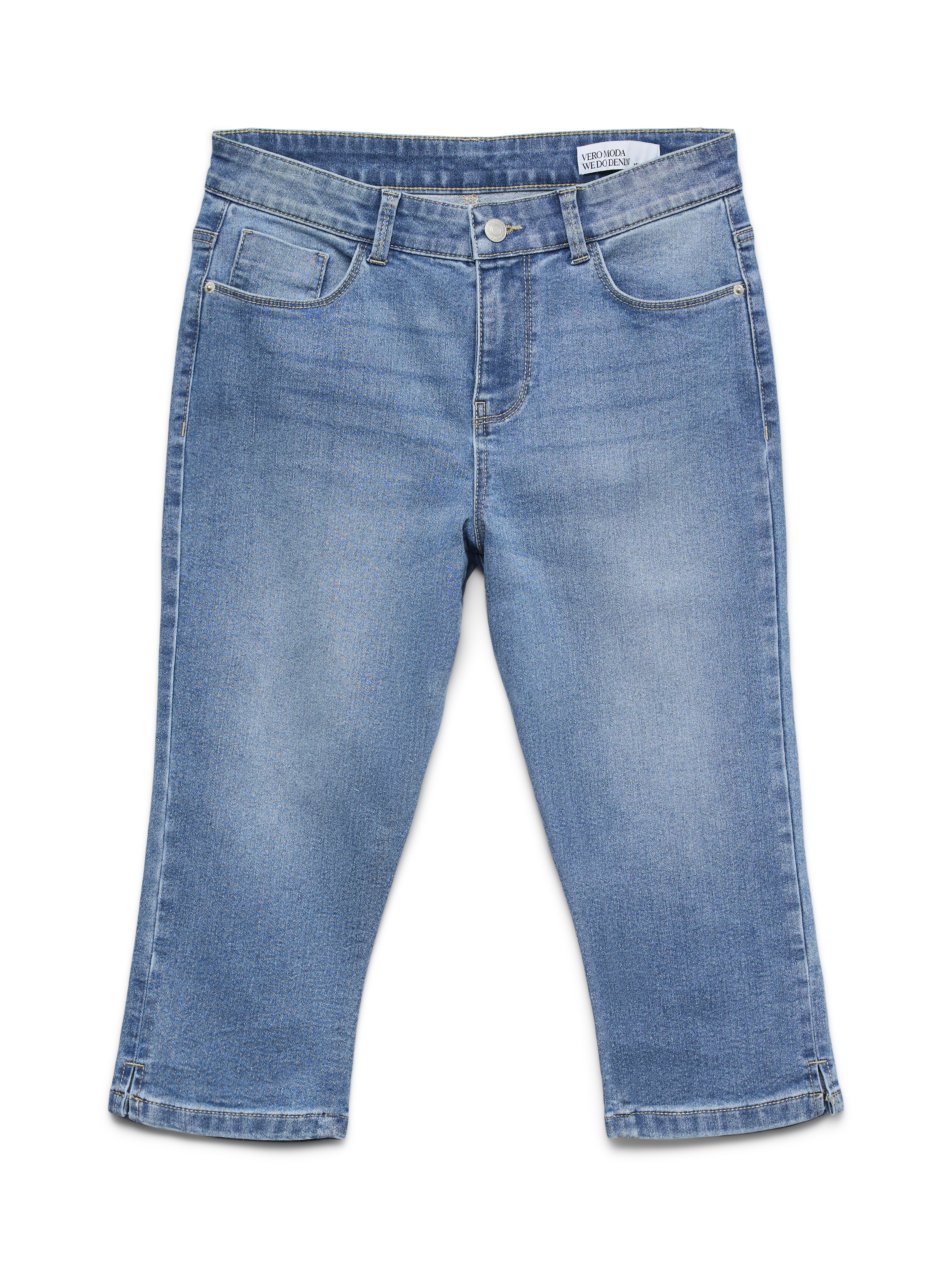 Vero Moda Curve VMCELIZA KNICKERS - Short en jean - medium blue denim/denim bleu Vero Moda Curve VMCELIZA KNICKERS - Short en jean - medium blue denim/denim bleu