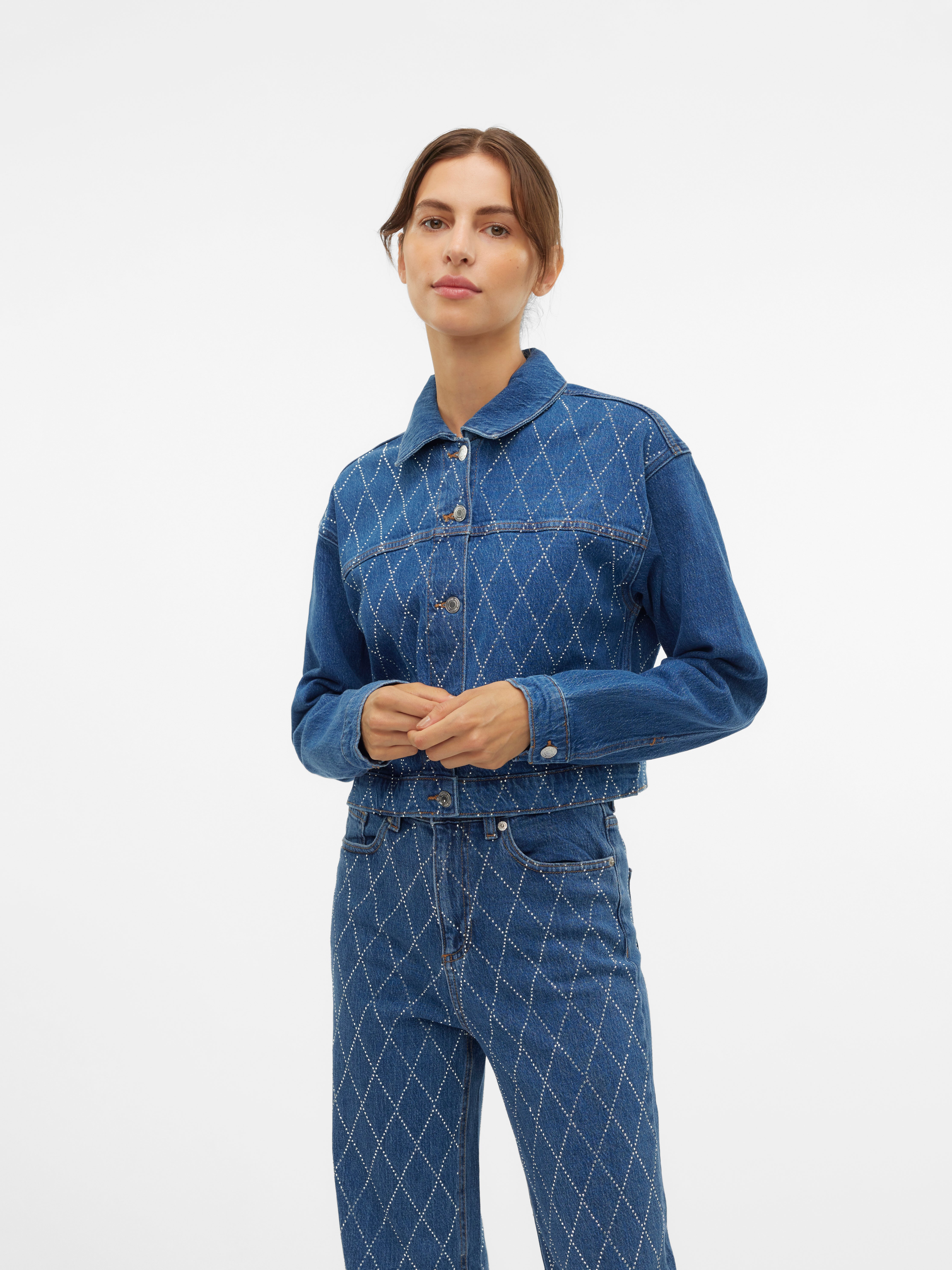 VMJESSI Denim jacket | Medium Blue | Vero Moda® VMJESSI Denim jacket | Medium Blue | Vero Moda®