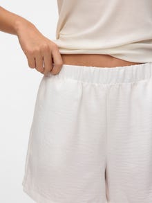 Vero Moda VMMELANEY Shorts -Snow White - 10325868