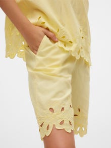 Vero Moda VMGILI Szorty -Pale Banana - 10326077