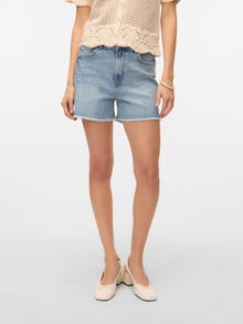 Vero Moda Tavapärane lõige Kõrge värvel Lühikesed püksid -Light Blue Denim - 10326307