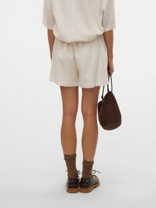Vero Moda VMRICKI Shorts -Snow White - 10328620