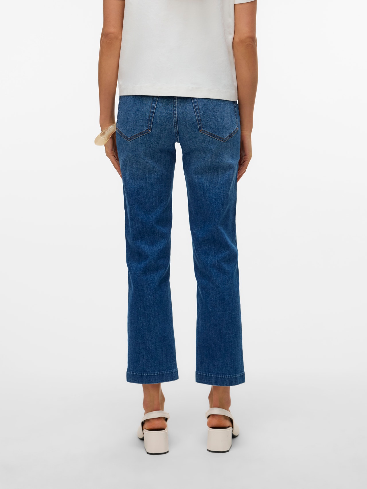 Only Mavi Onlsılje Pamuklu Straight Fit Yüksek Bel Düz Paça Jeans 15319938 - S00 Only Mavi Onlsılje Pamuklu Straight Fit Yüksek Bel Düz Paça Jeans 15319938 - S00