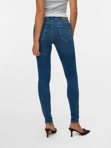 Vero Moda VMLUX Közepes derék Karcsúsított Farmer -Medium Blue Denim - 10333059