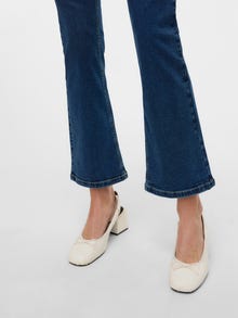 Vero Moda VMHELMA Mid Rise Ausgestellt Jeans -Medium Blue Denim - 10335344