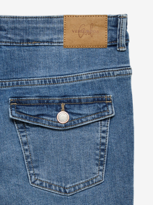 Vero Moda VMFLASH Talle medio Corte flared Vaqueros -Medium Blue Denim - 10342969