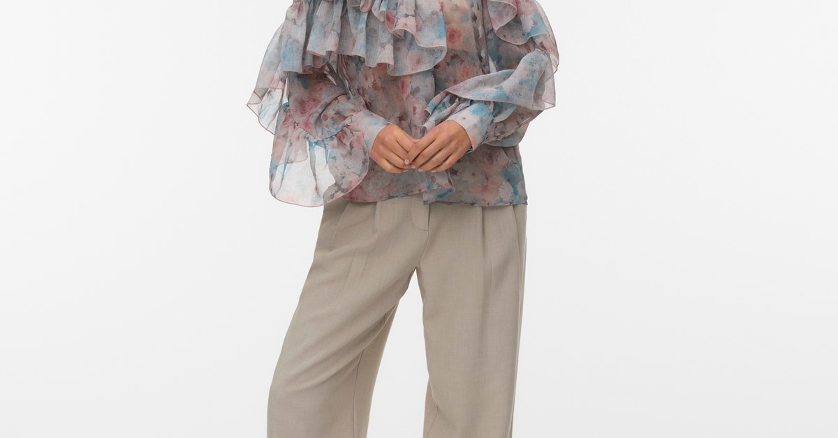 VERO MODA Tussenjas 'VMJose' in Wijnrood | ABOUT YOU VERO MODA Tussenjas 'VMJose' in Wijnrood | ABOUT YOU