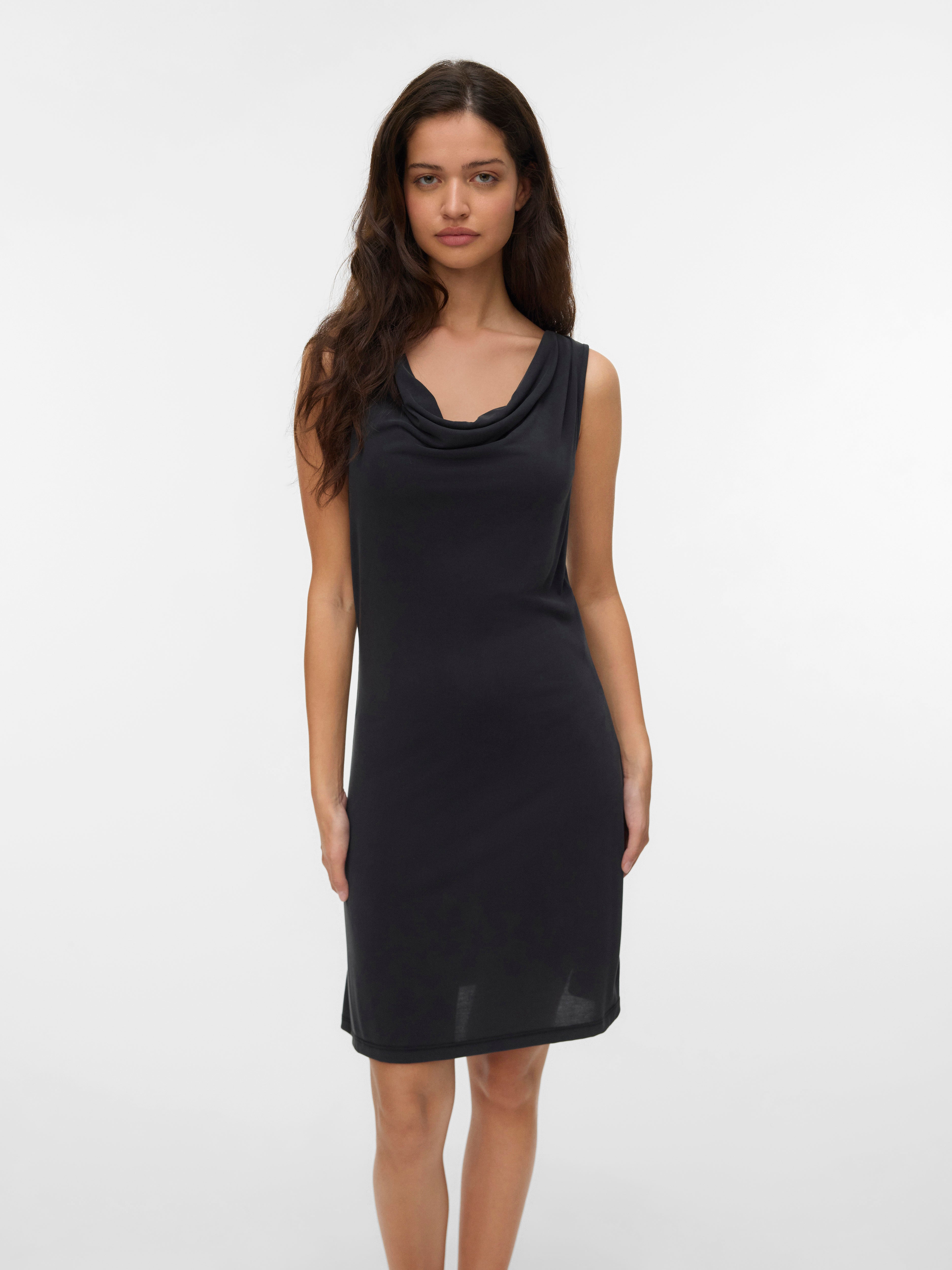 Dresses: Green, Pink, Red, Purple, Silver & More | VERO MODA Dresses: Green, Pink, Red, Purple, Silver & More | VERO MODA