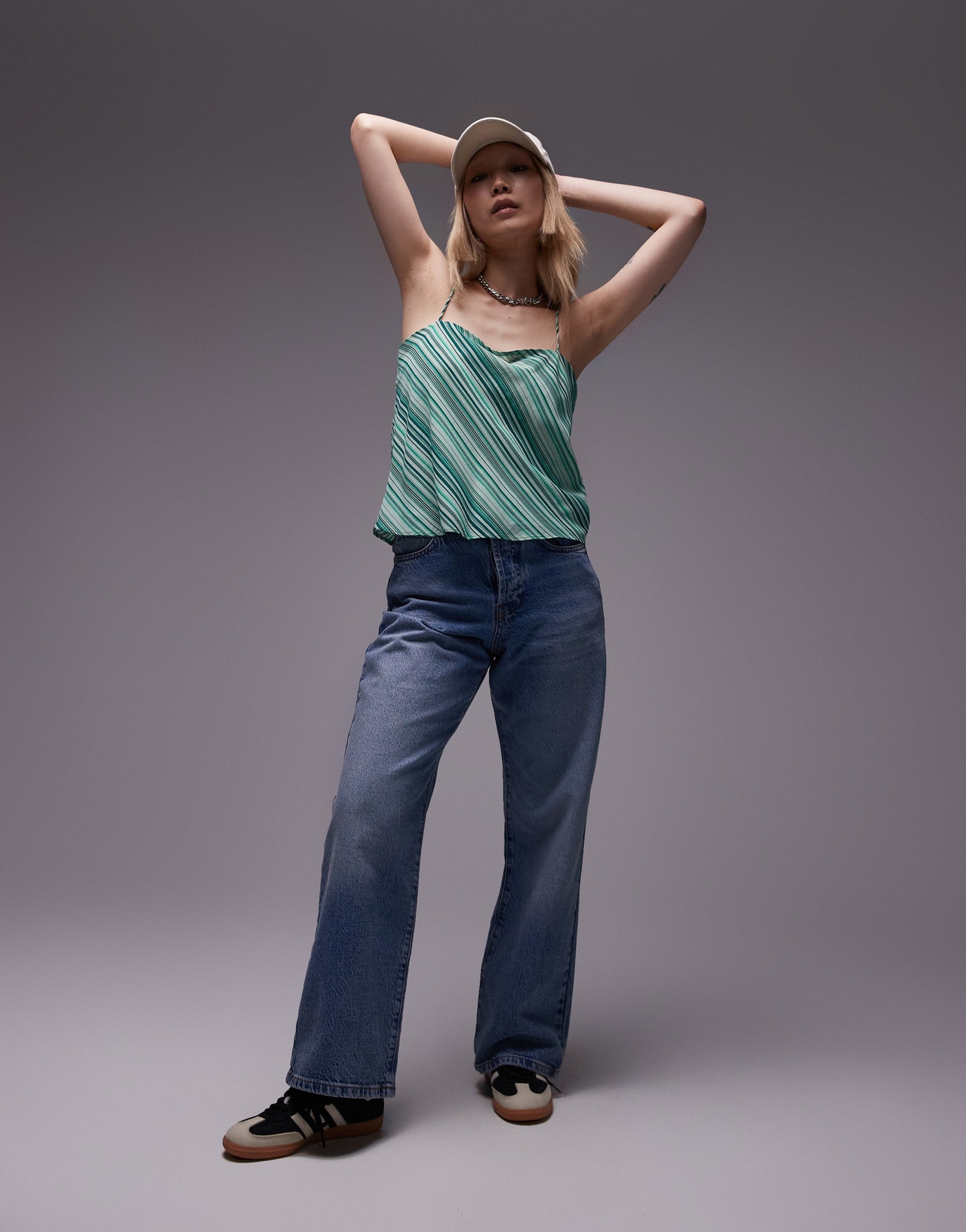 Topshop Petite mid rise loose fit straight jeans | | Topshop®